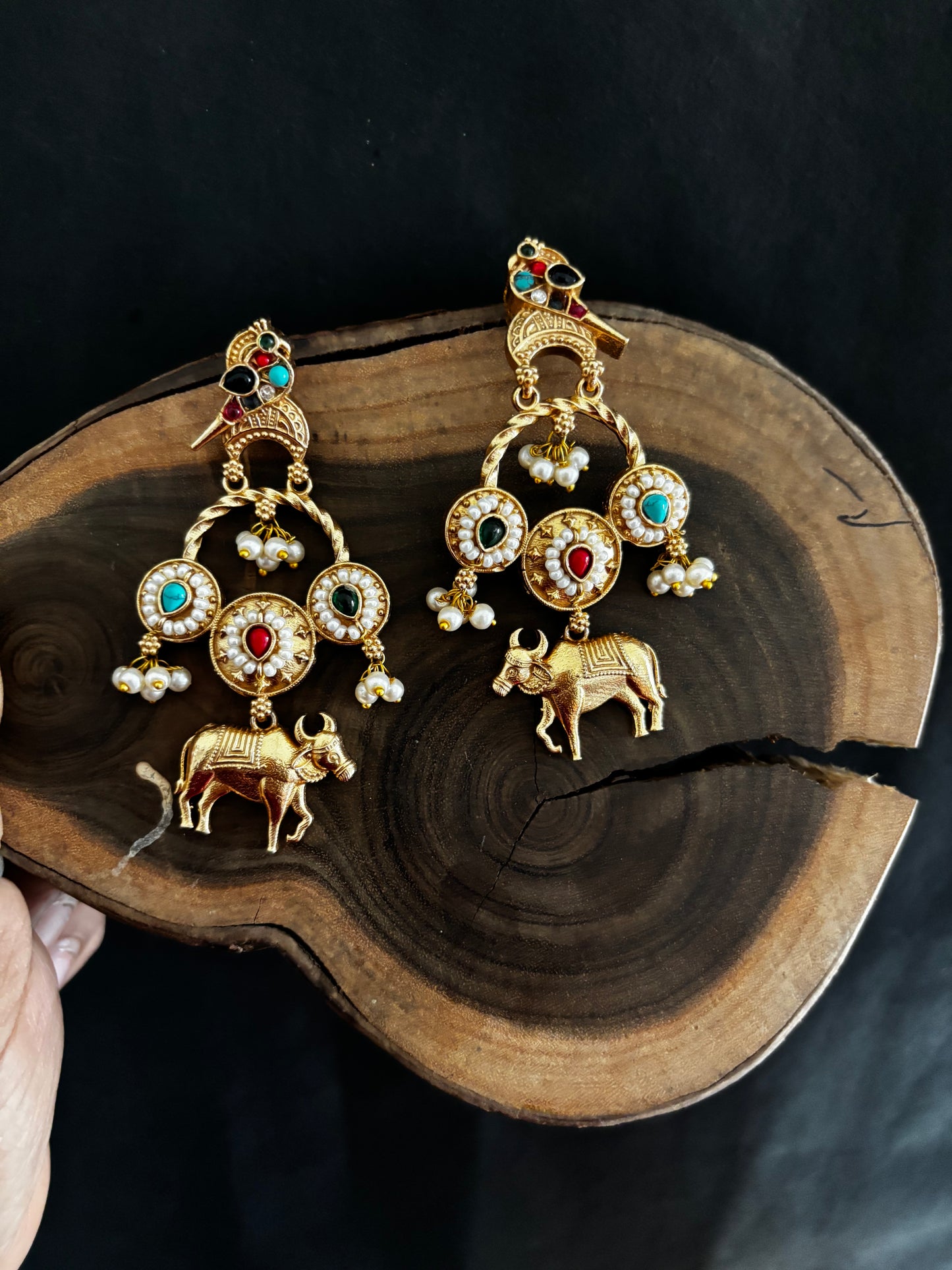 DHENU DANGLERS Gehnacollections