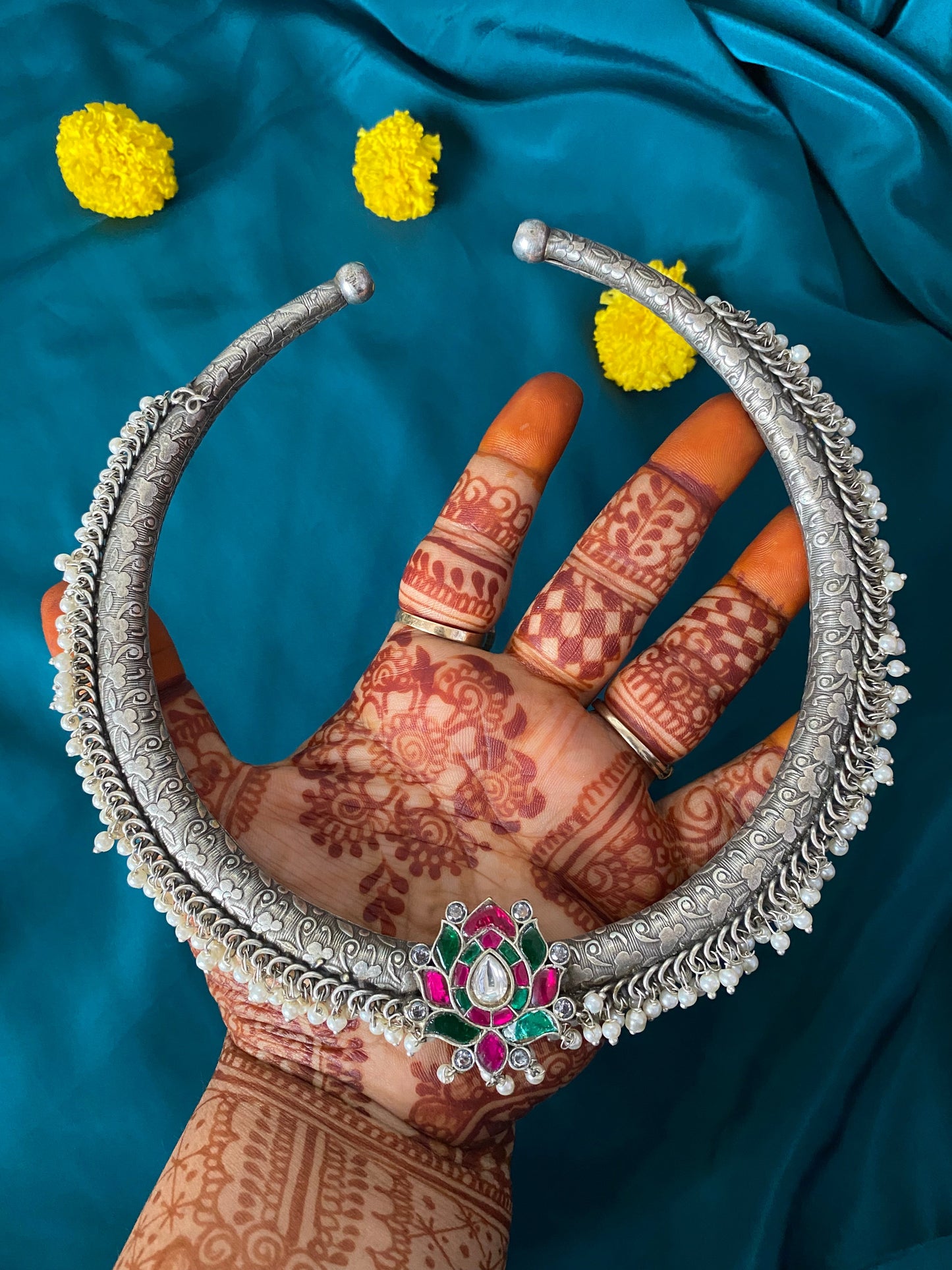 PEARL HASLI Gehnacollections