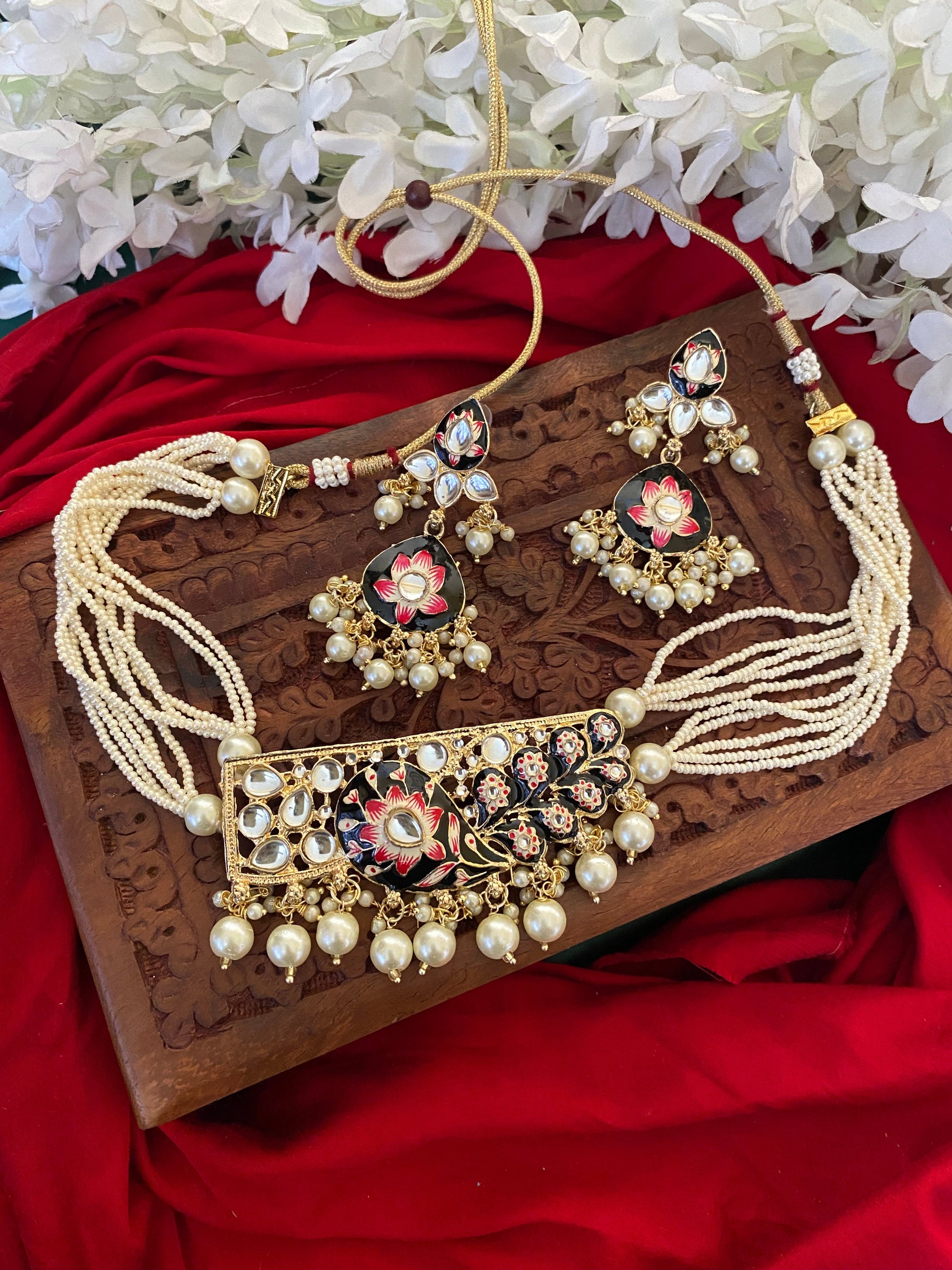 PRAVYA NECKLACE SET Gehnacollections