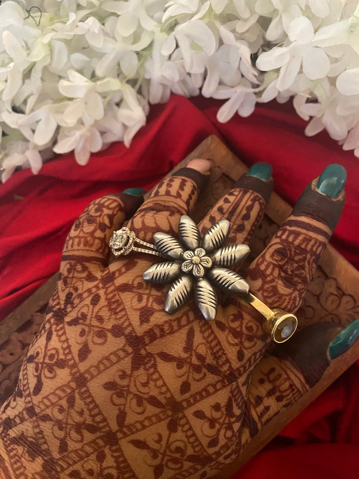 GOURI RING Gehnacollections