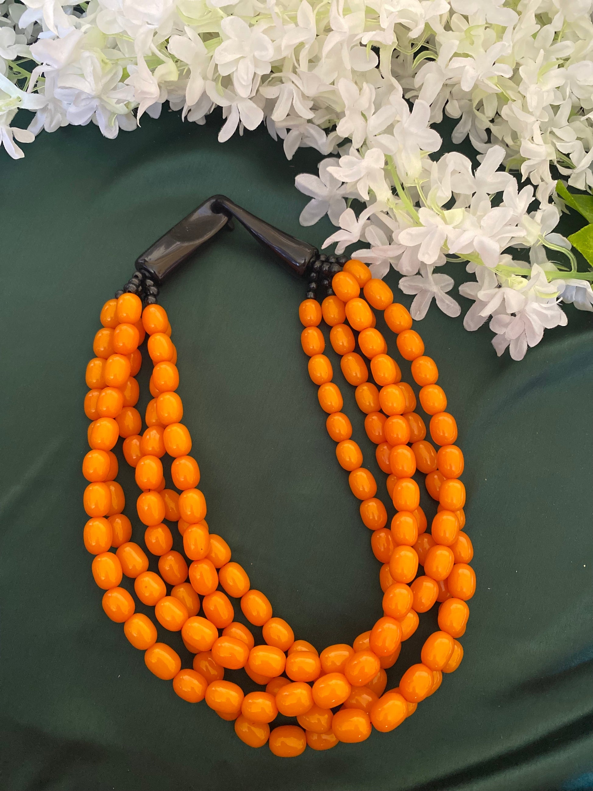 BEADS NECKLACE Gehnacollections