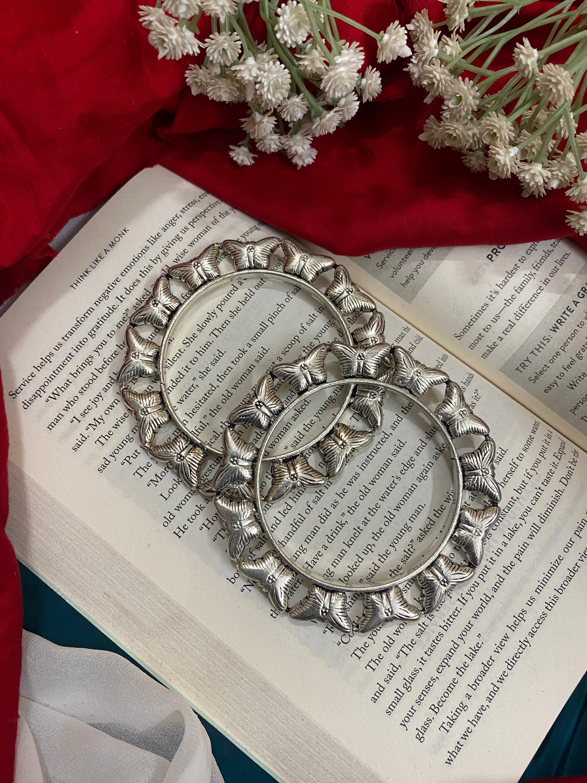 BUTTERFLY BANGLES Gehnacollections