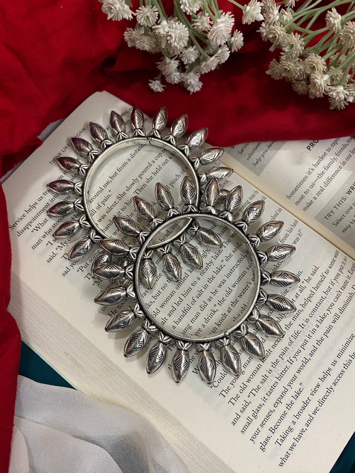 BANGLES Gehnacollections