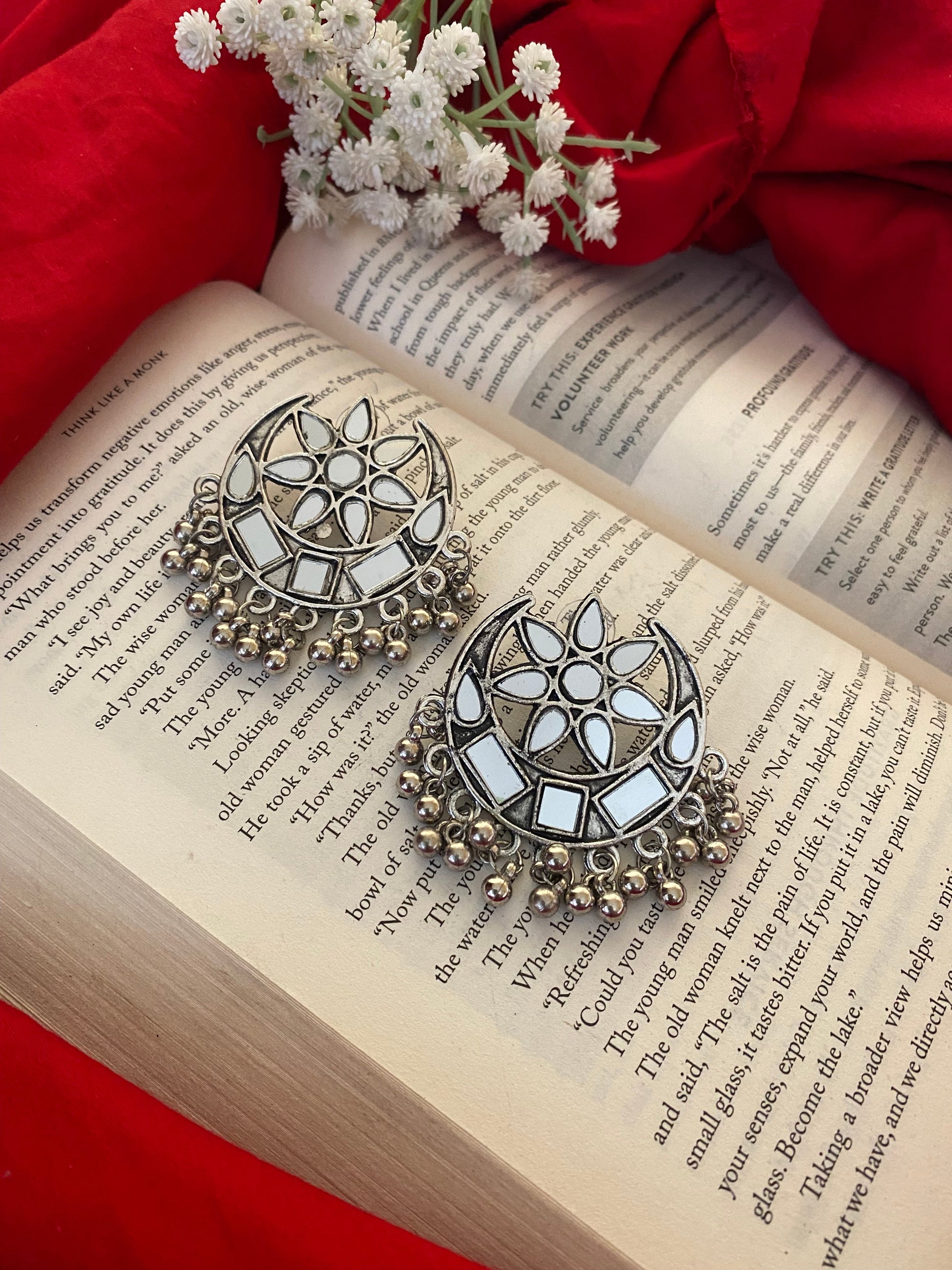 SEESH STUDS Gehnacollections