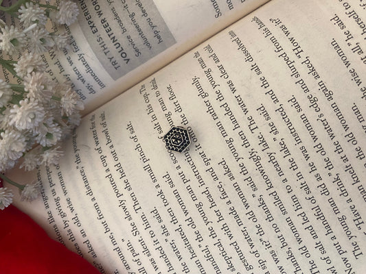 Pierced Nospin Gehnacollections