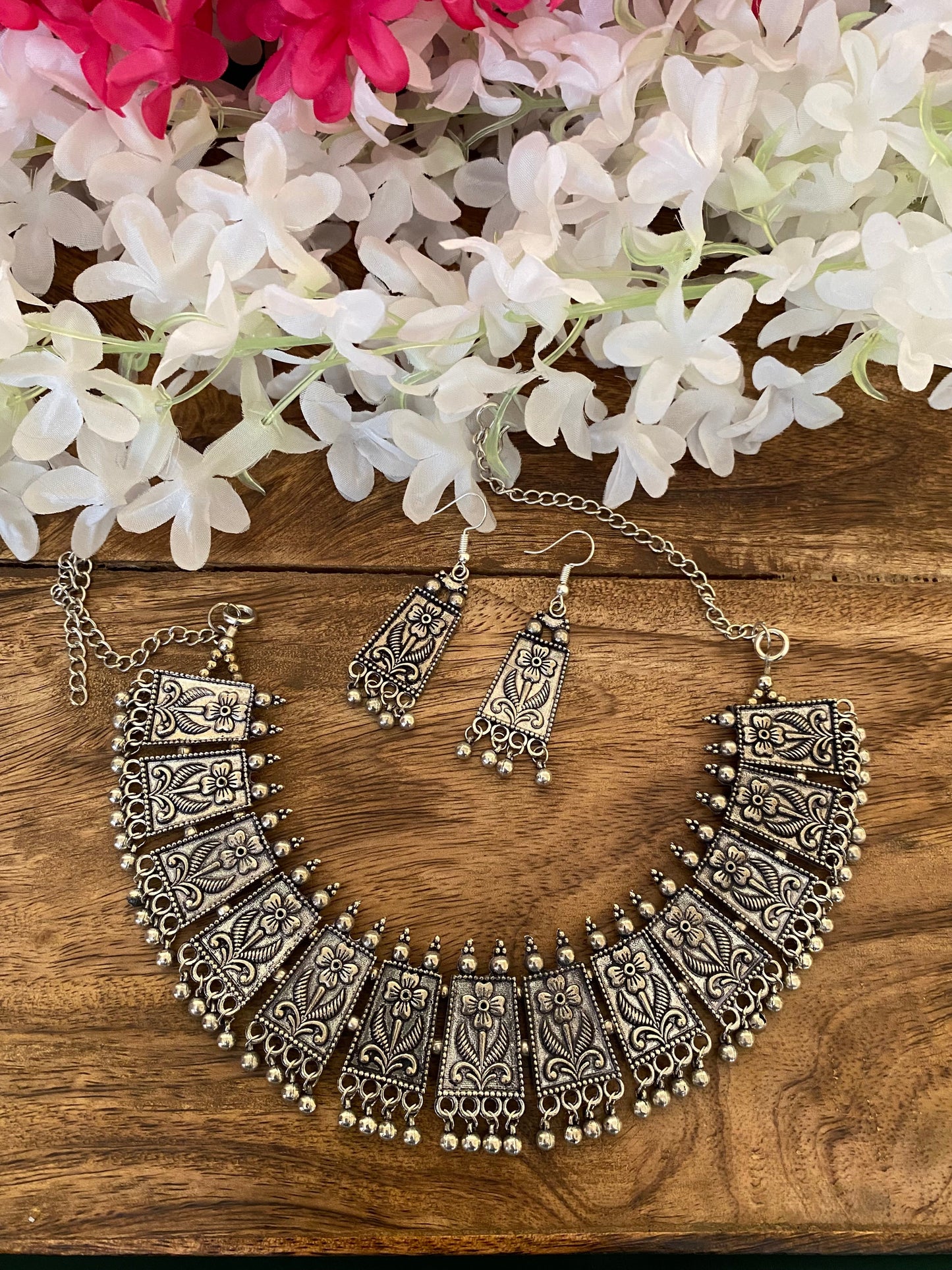 TAMANA CHOKER SET Gehnacollections