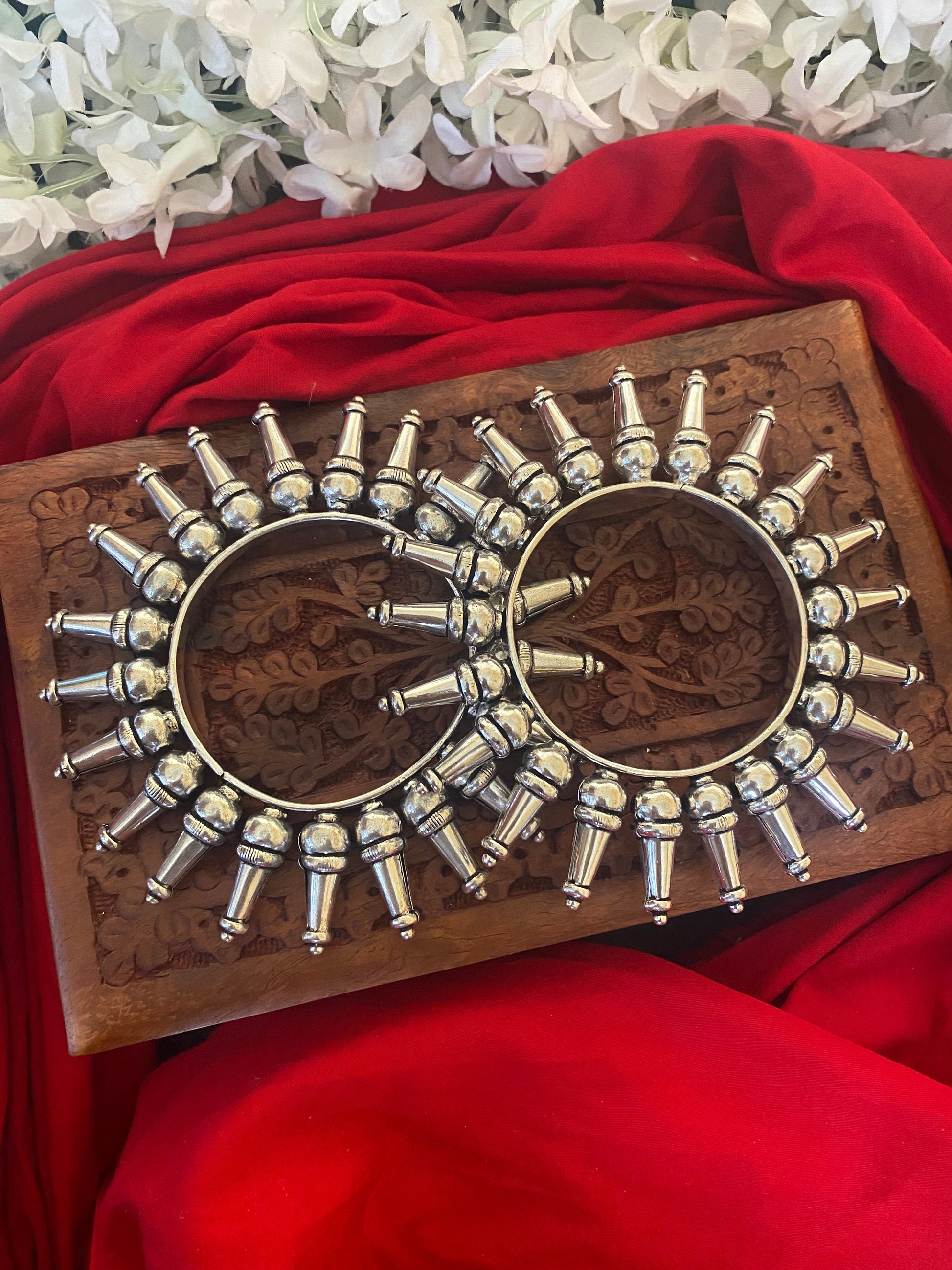 SPIKE BANGLES Gehnacollections