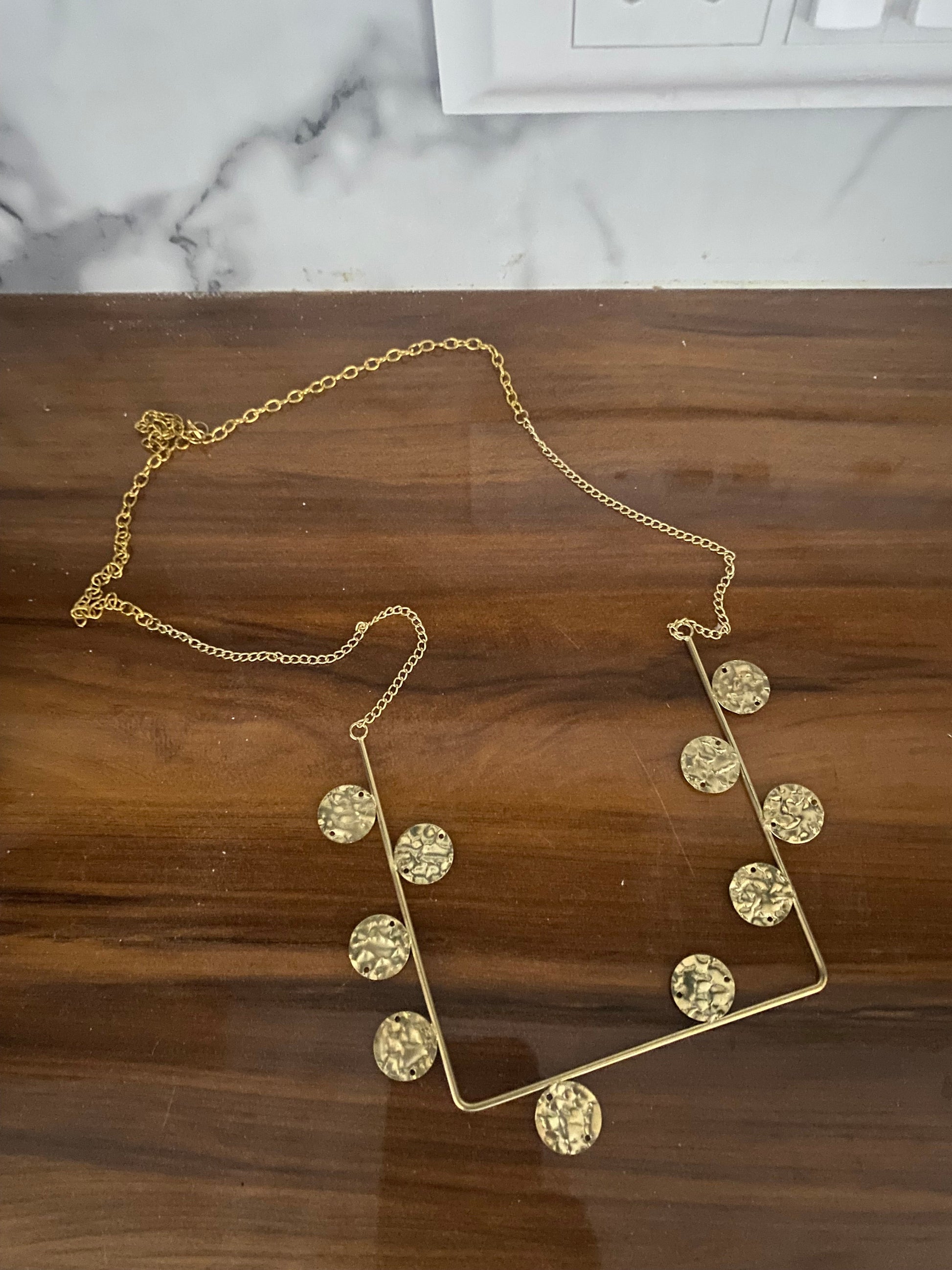 SQUARE PENDENT NECKLACE Gehnacollections