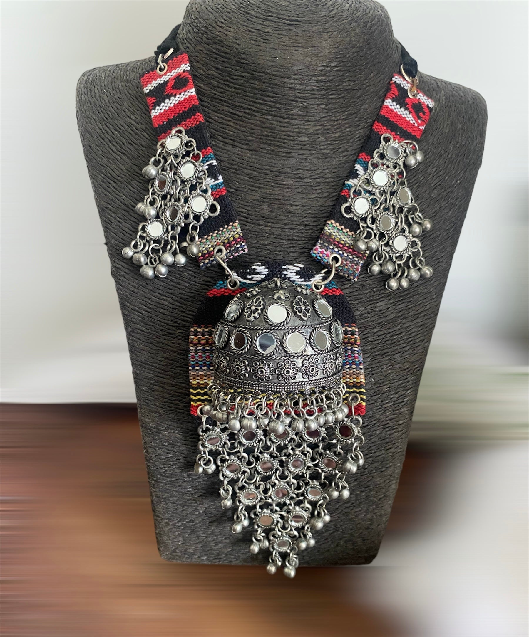 FABRIC NECKLACE Gehnacollections