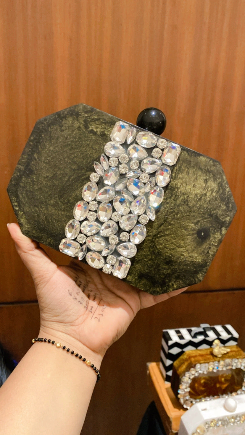 SEESH BATUA Gehna Collections