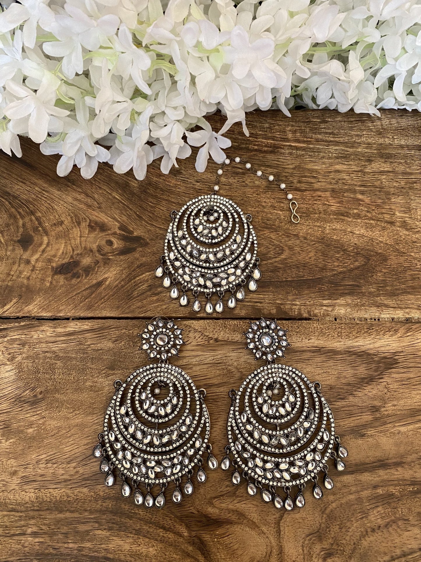 INAYA EARRINGS AND MAANGTIKA COMBO Gehna Collections