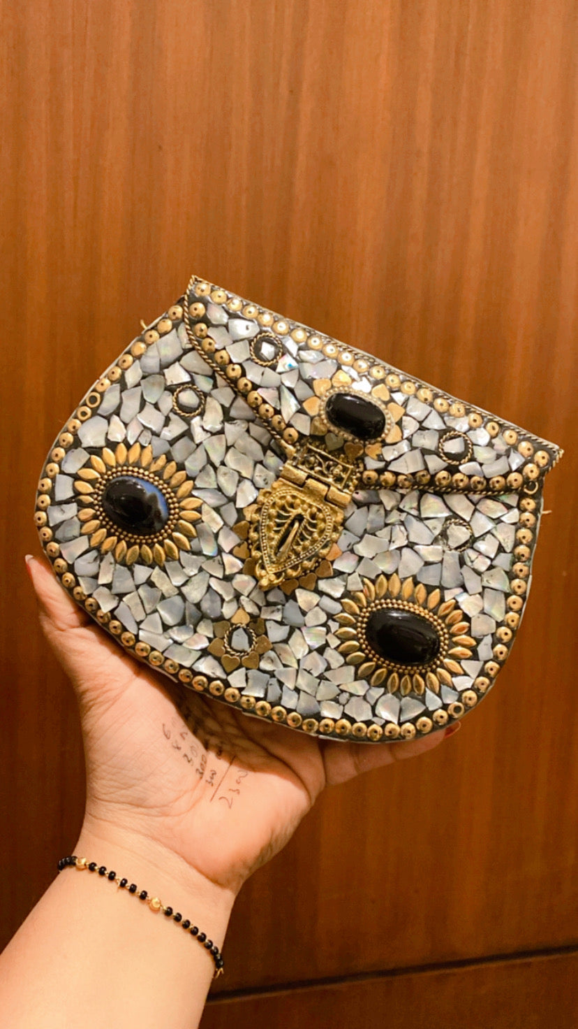 BLACK BATUA Gehnacollections