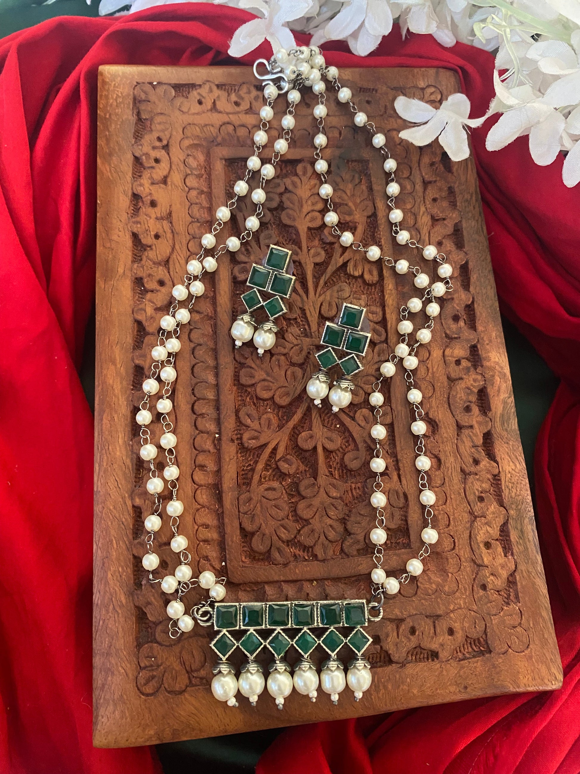 AKIRA MANGALSUTRA SET Gehnacollections