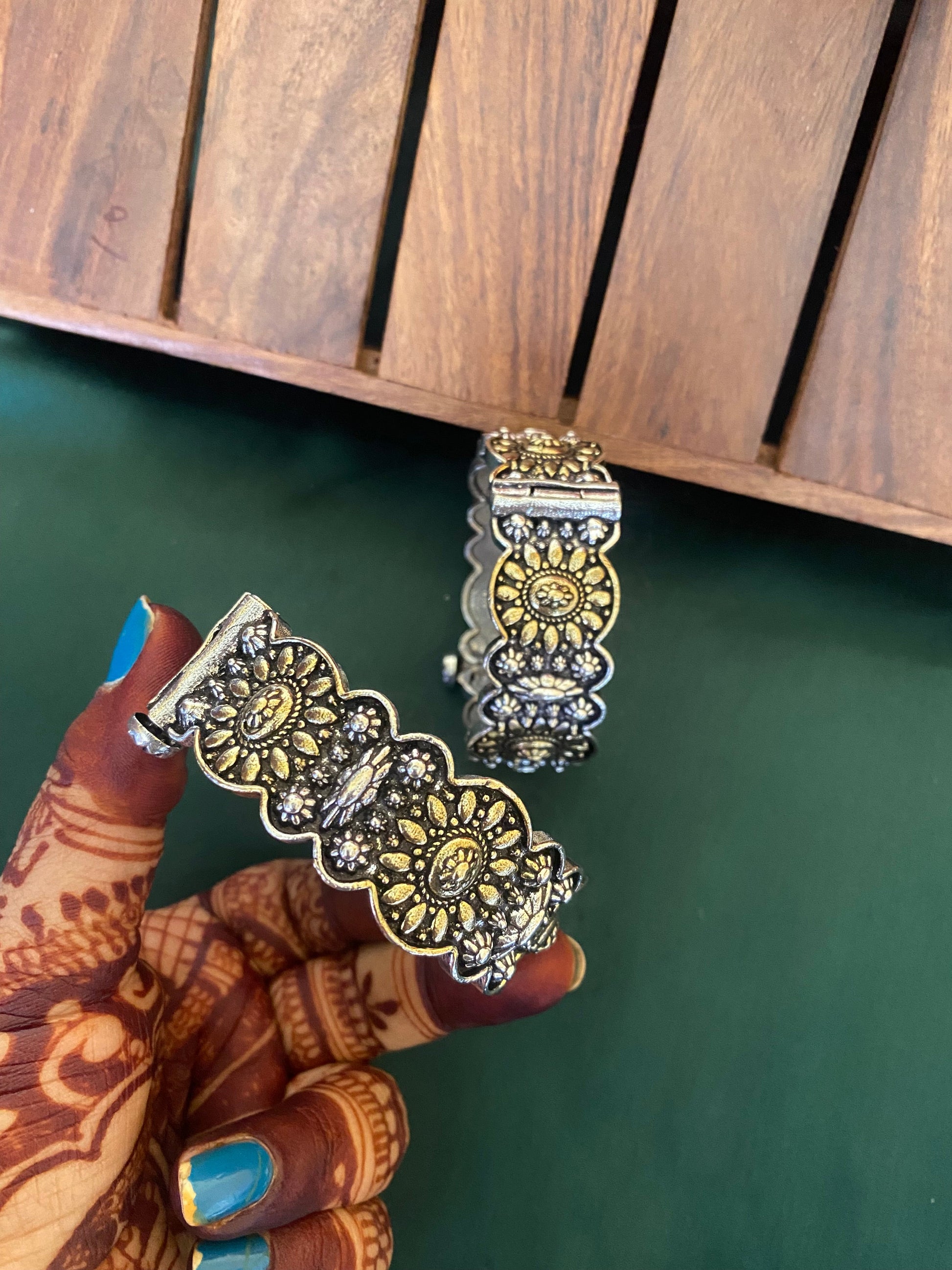 SURYA DUAL TONE KADA Gehnacollections