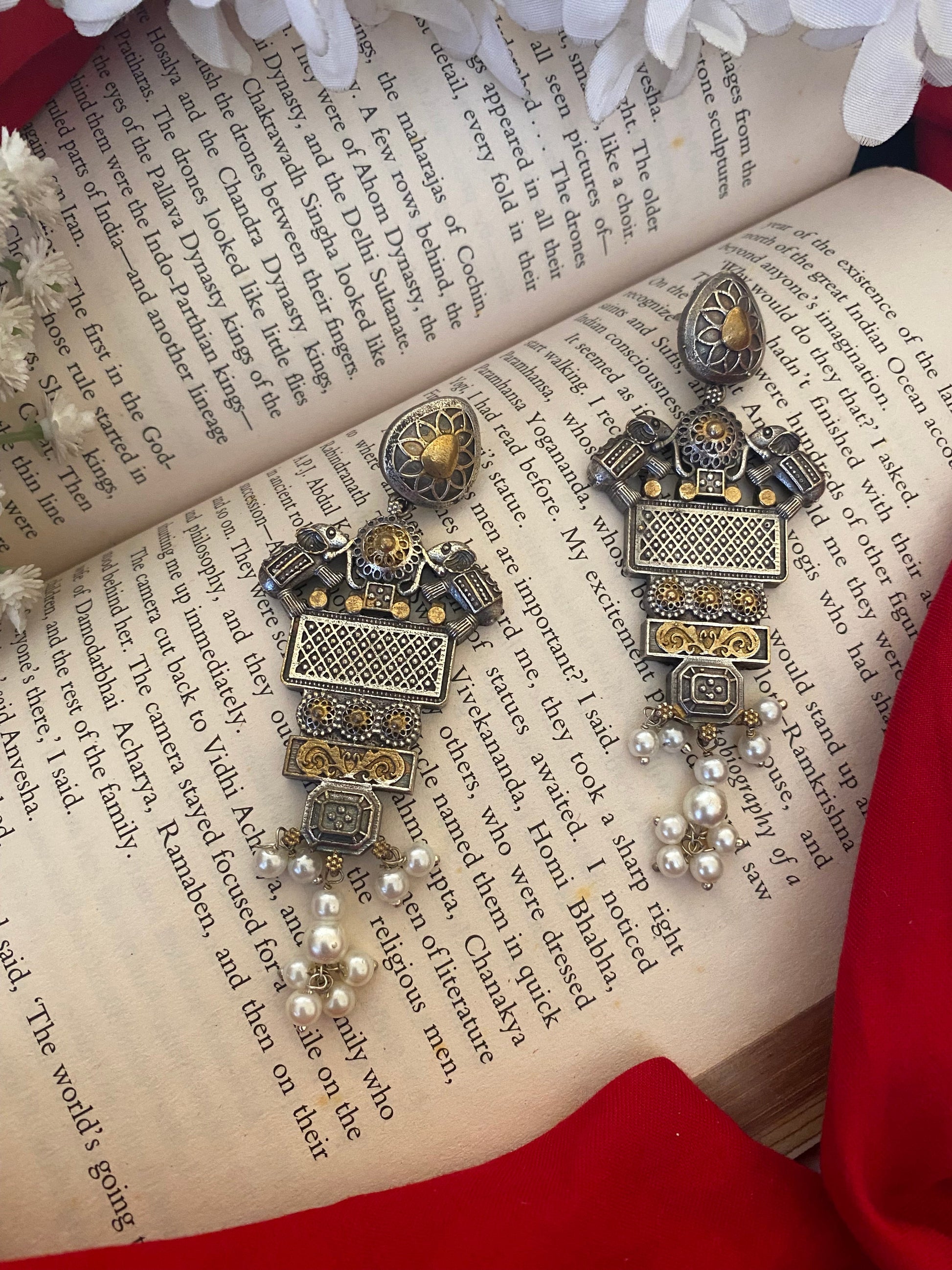 HATHI DUAL TONE EARRINGS Gehnacollections