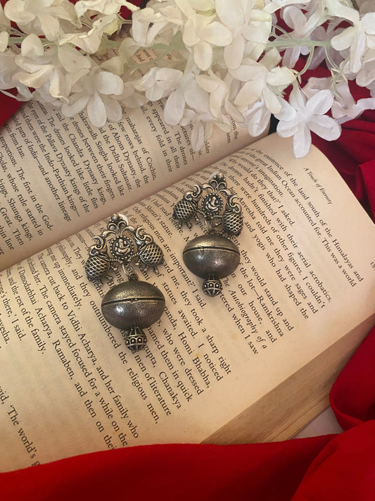 GAJ STUDS Gehnacollections