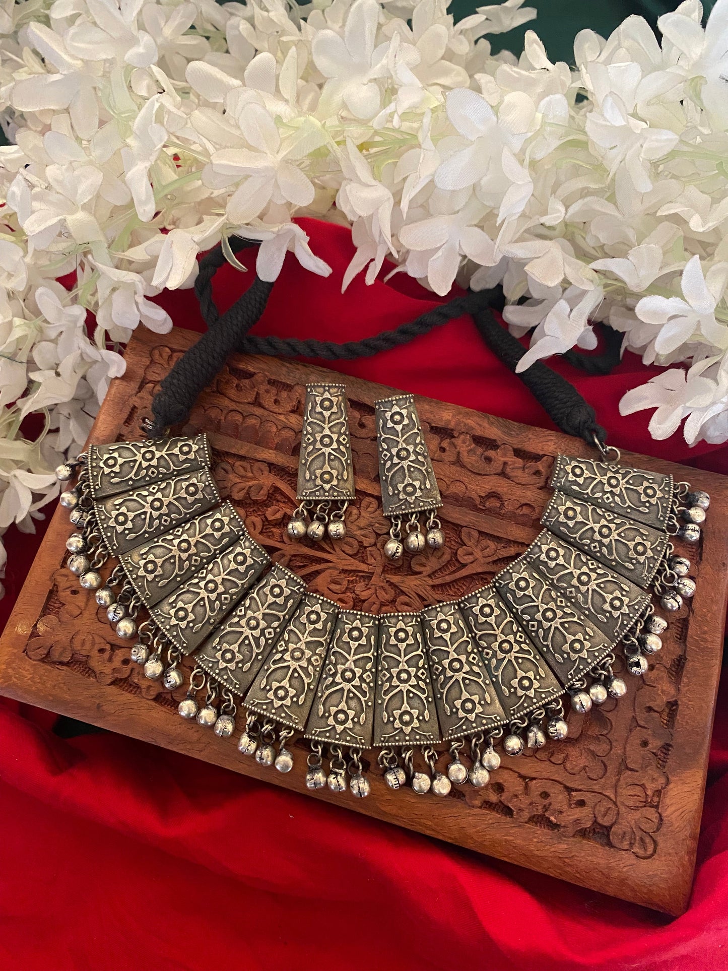 NOOR CHOKER SET Gehnacollections