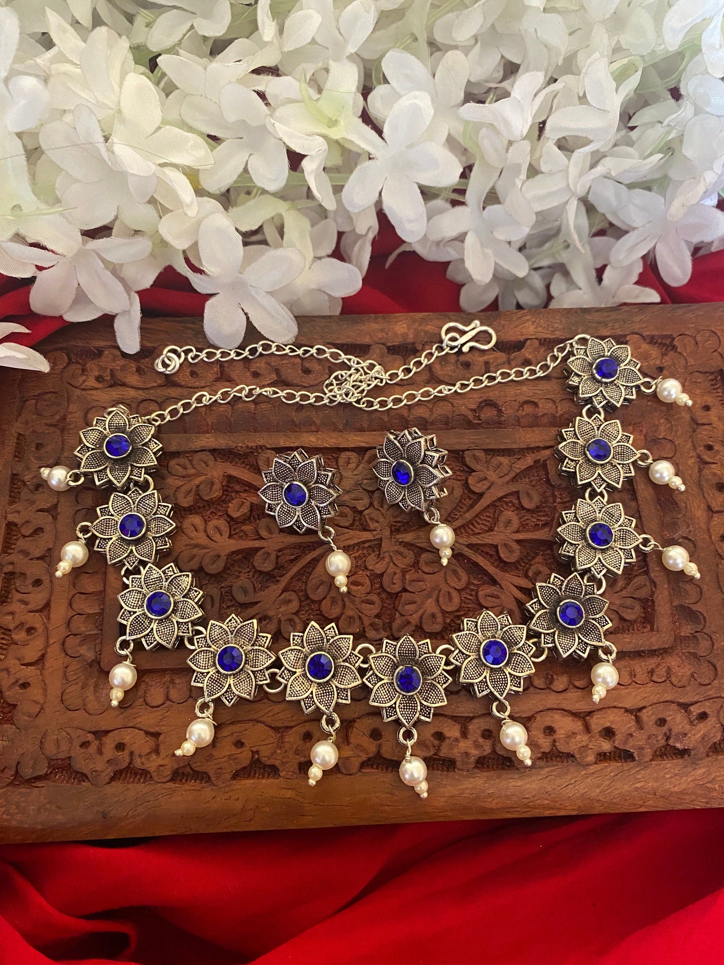 Floral choker set Gehnacollections