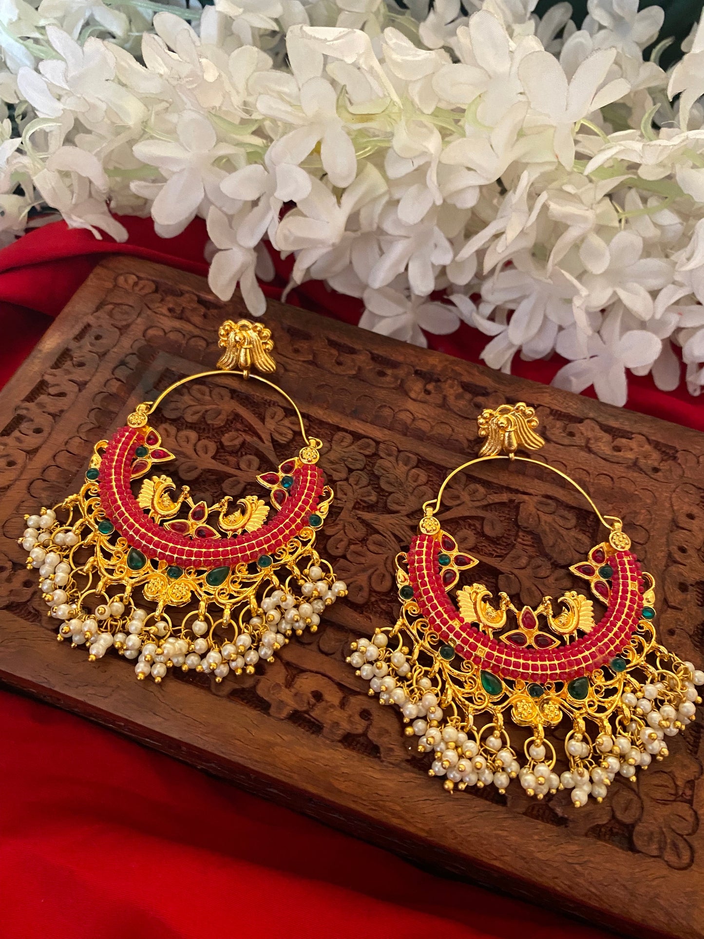 MAHIRA CHANDBALI Gehnacollections