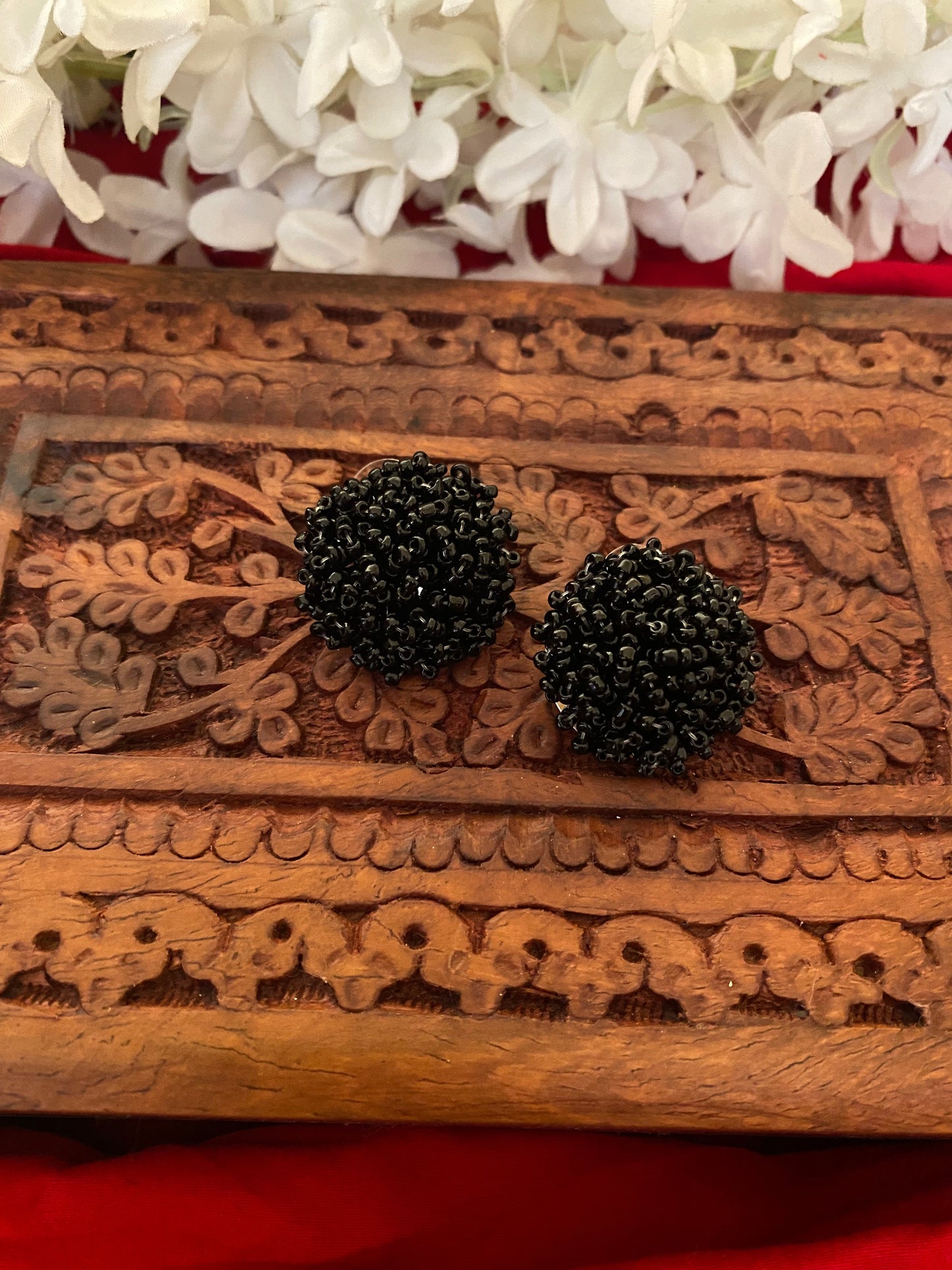 Bead studs Gehnacollections