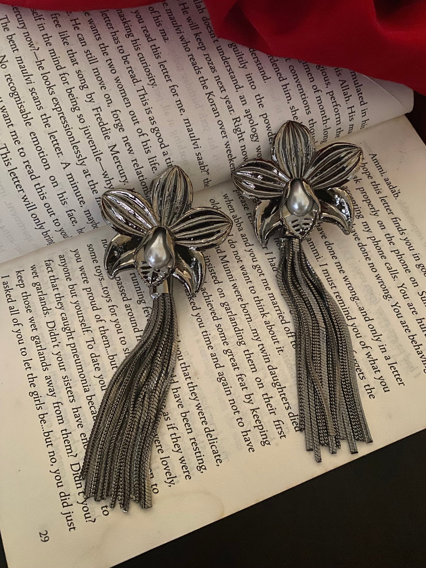 KIYANA EARRINGS Gehnacollections