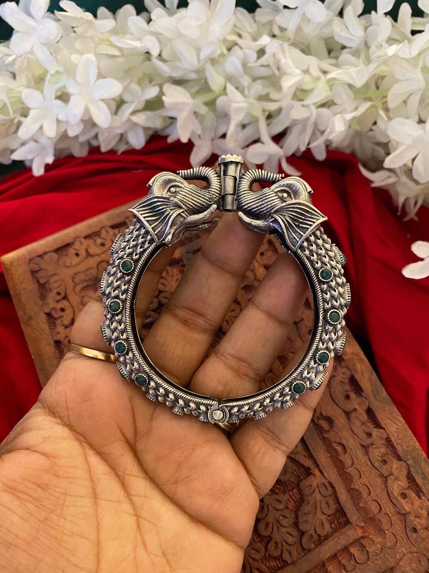 HATHI STONE KADA Gehnacollections