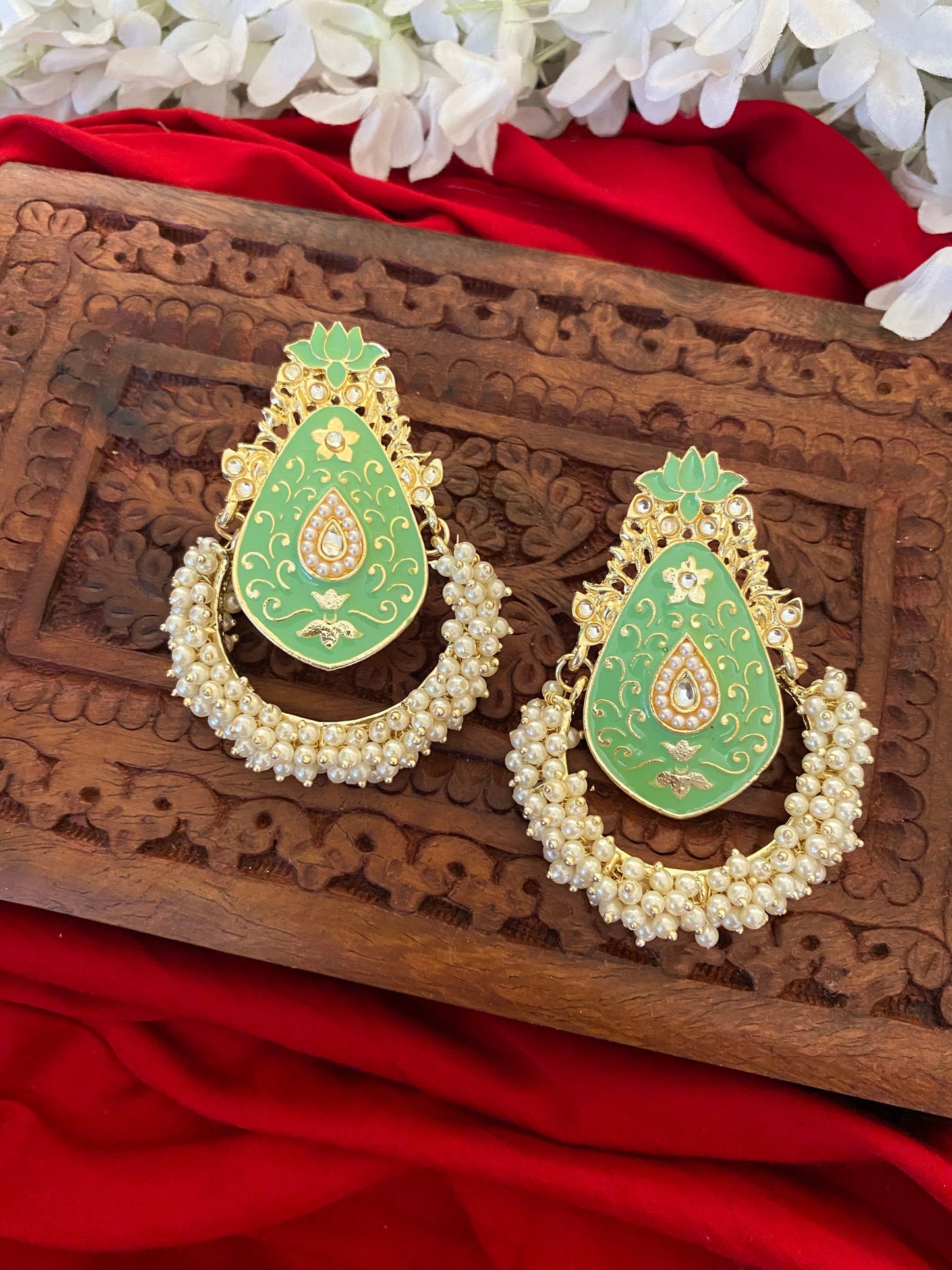 RIYANSHI CHANDBALI Gehnacollections