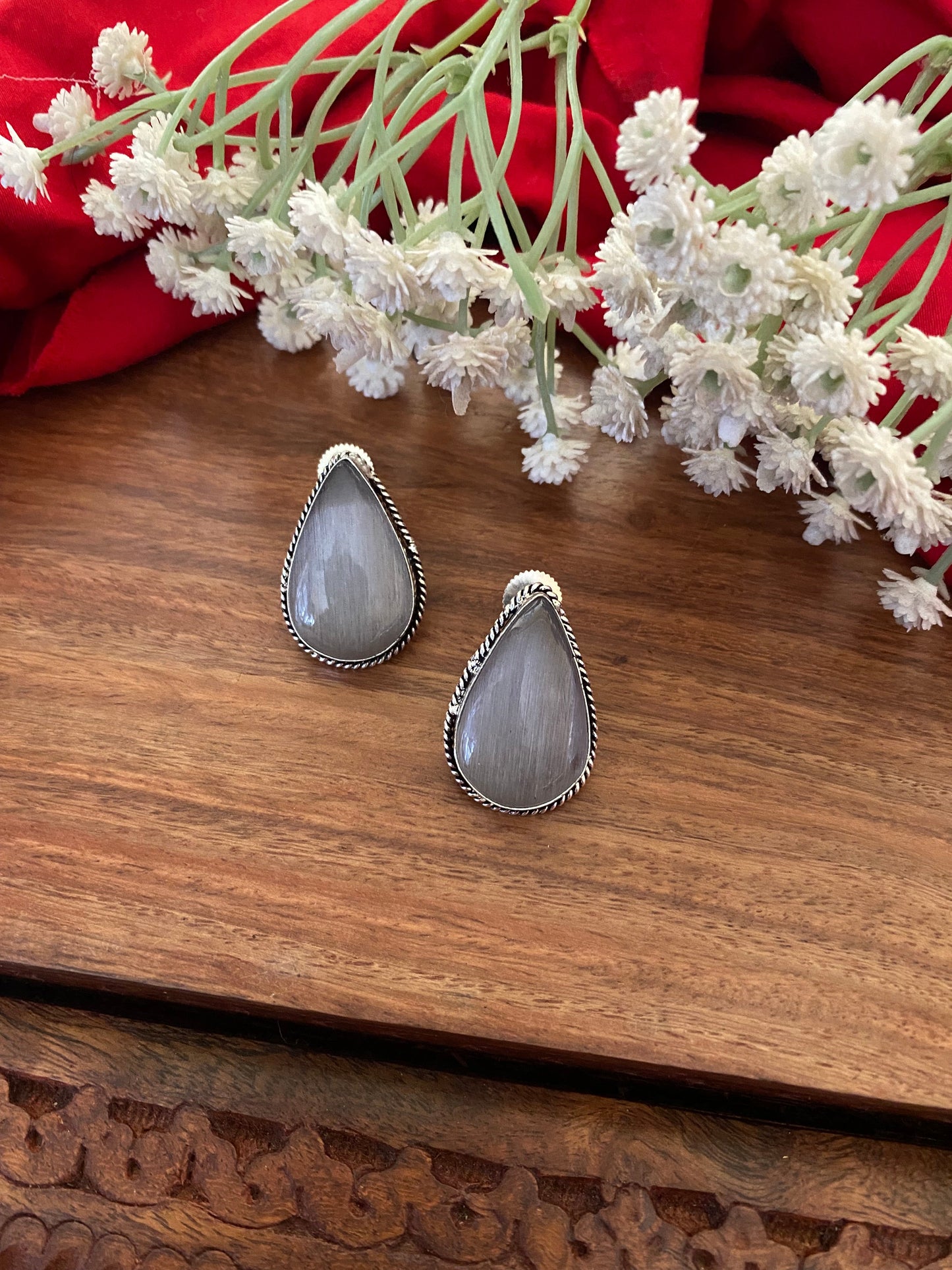 DROP STUDS Gehnacollections