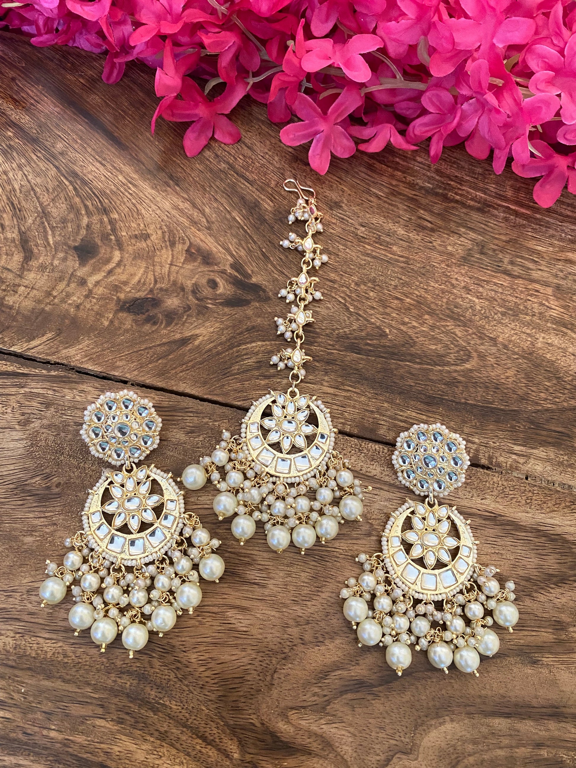 SAMAIRA EARRINGS AND MAANGTIKA Gehnacollections