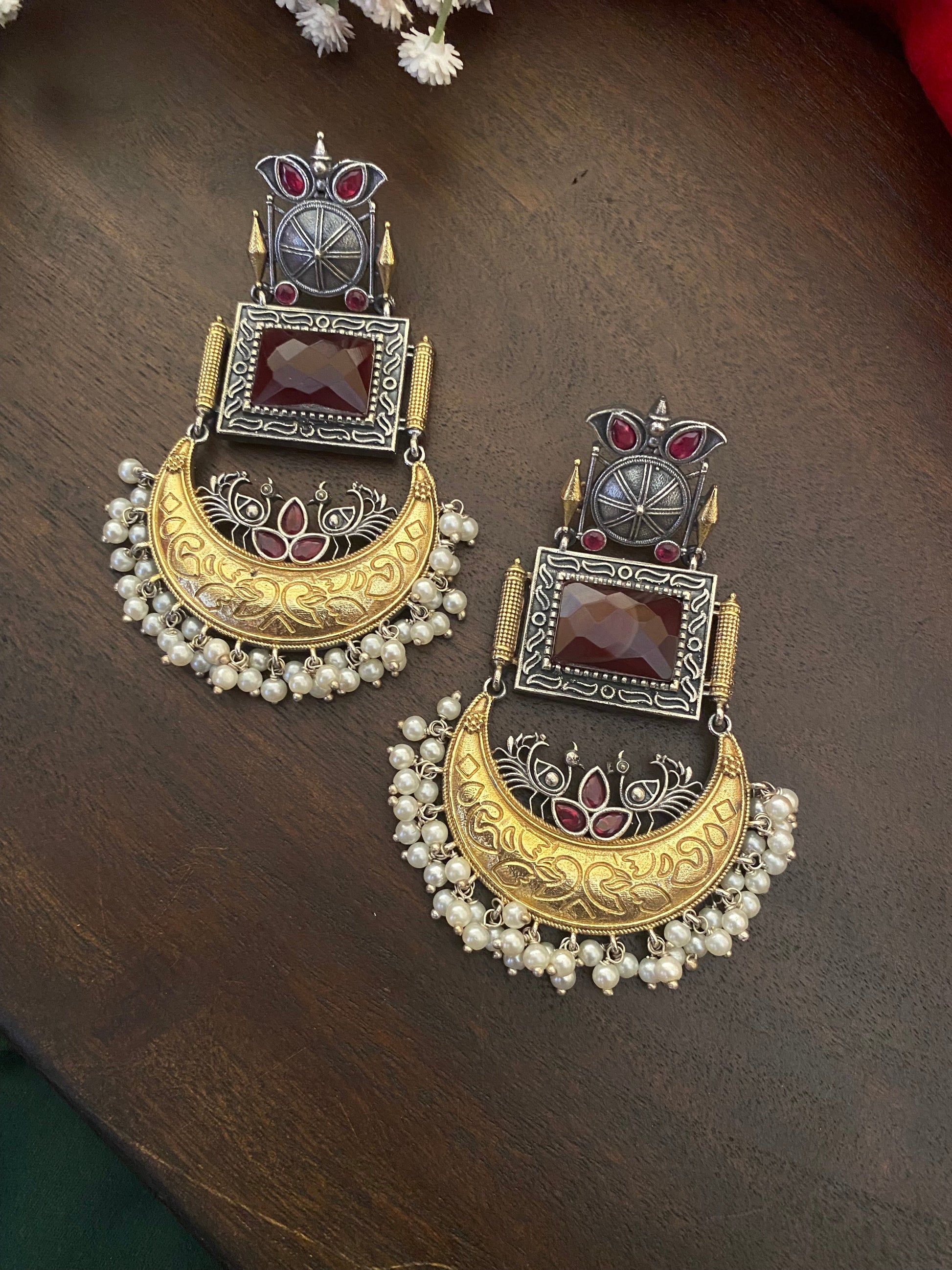 MOHINI DUAL TONE CHANDBALI Gehnacollections