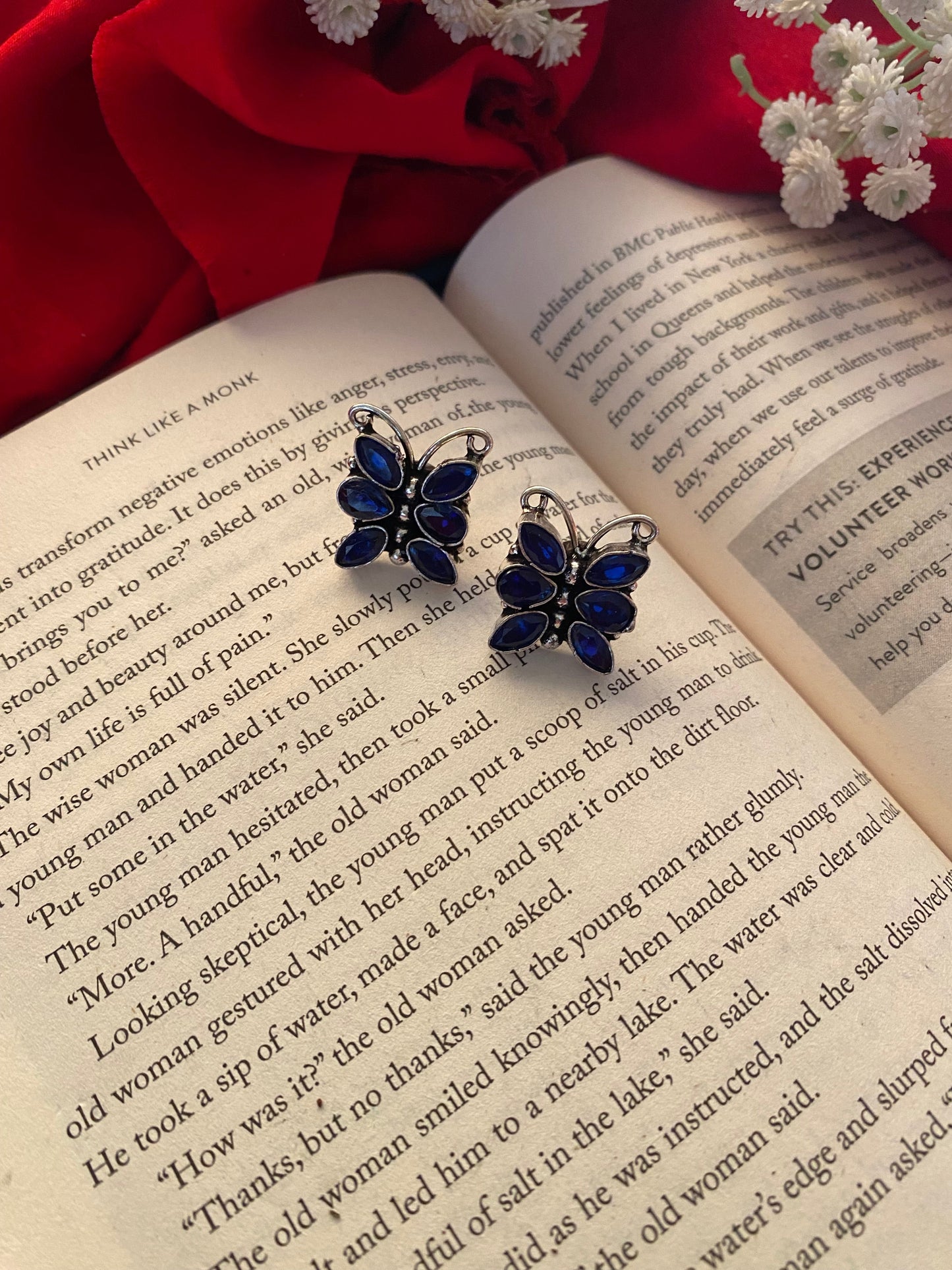 TITLI STUDS Gehnacollections