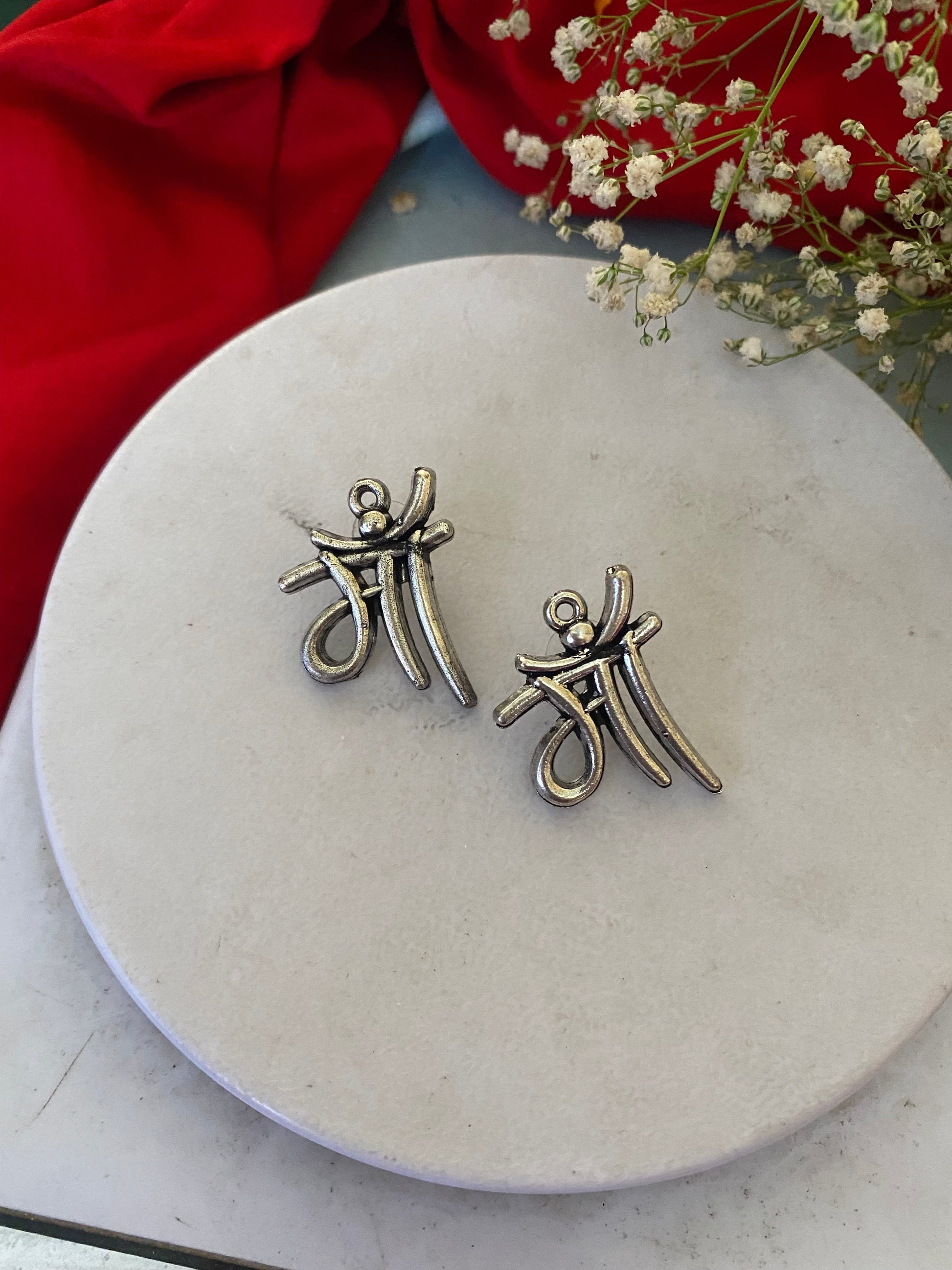 Maa Studs Gehnacollections