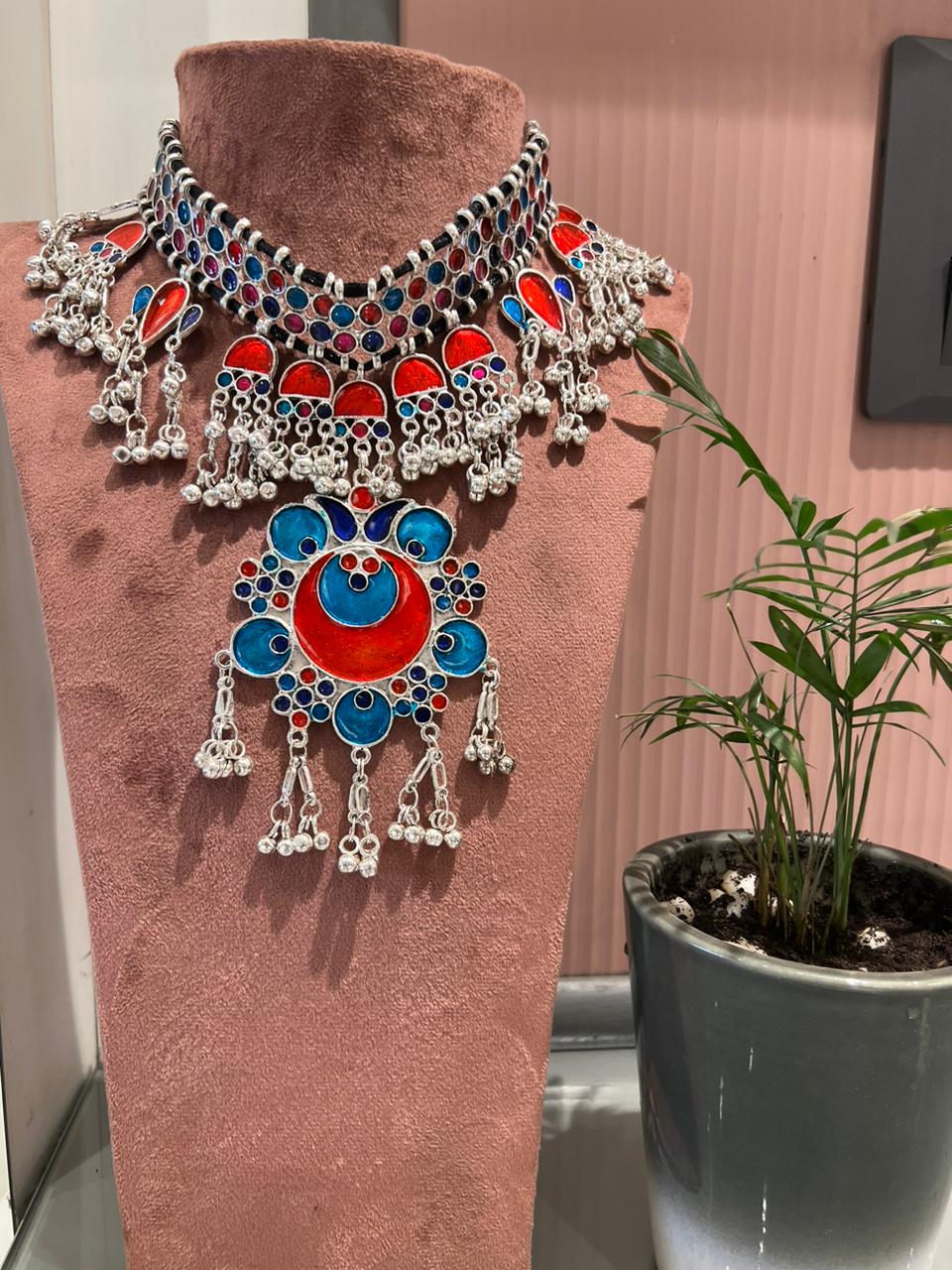 RISHA CHOKER Gehnacollections