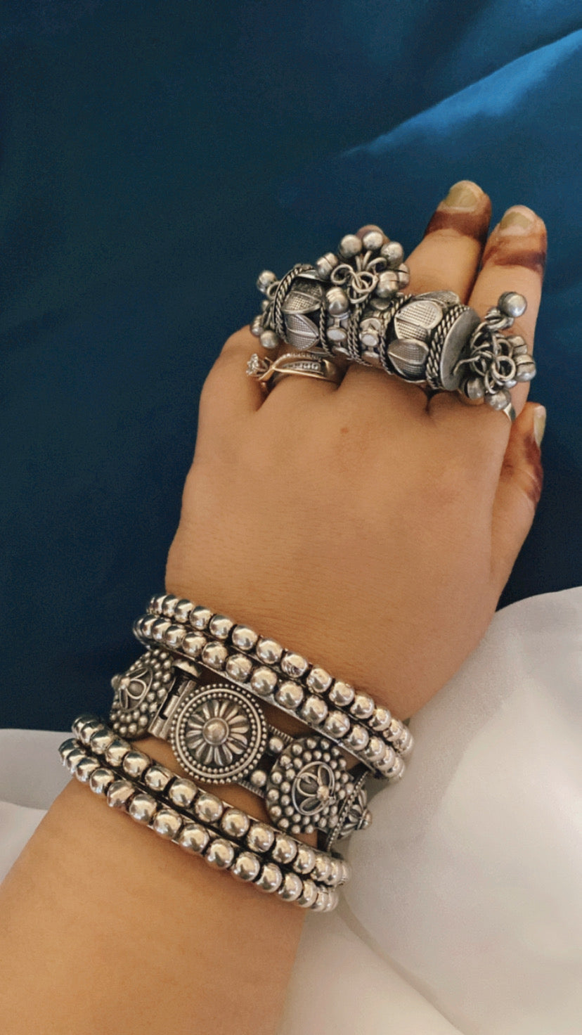 PAVITRA GHUNGHROO RING Gehnacollections