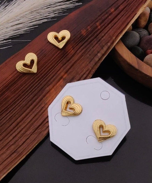 Anti tarnish studs Gehnacollections