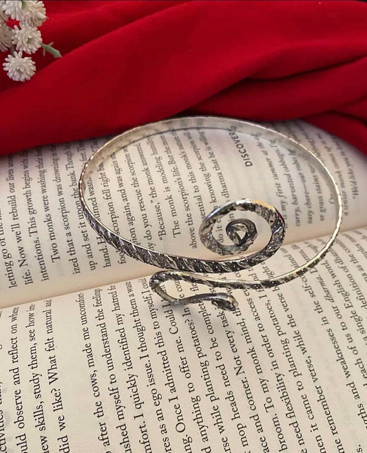 BAJUBANDH Gehnacollections