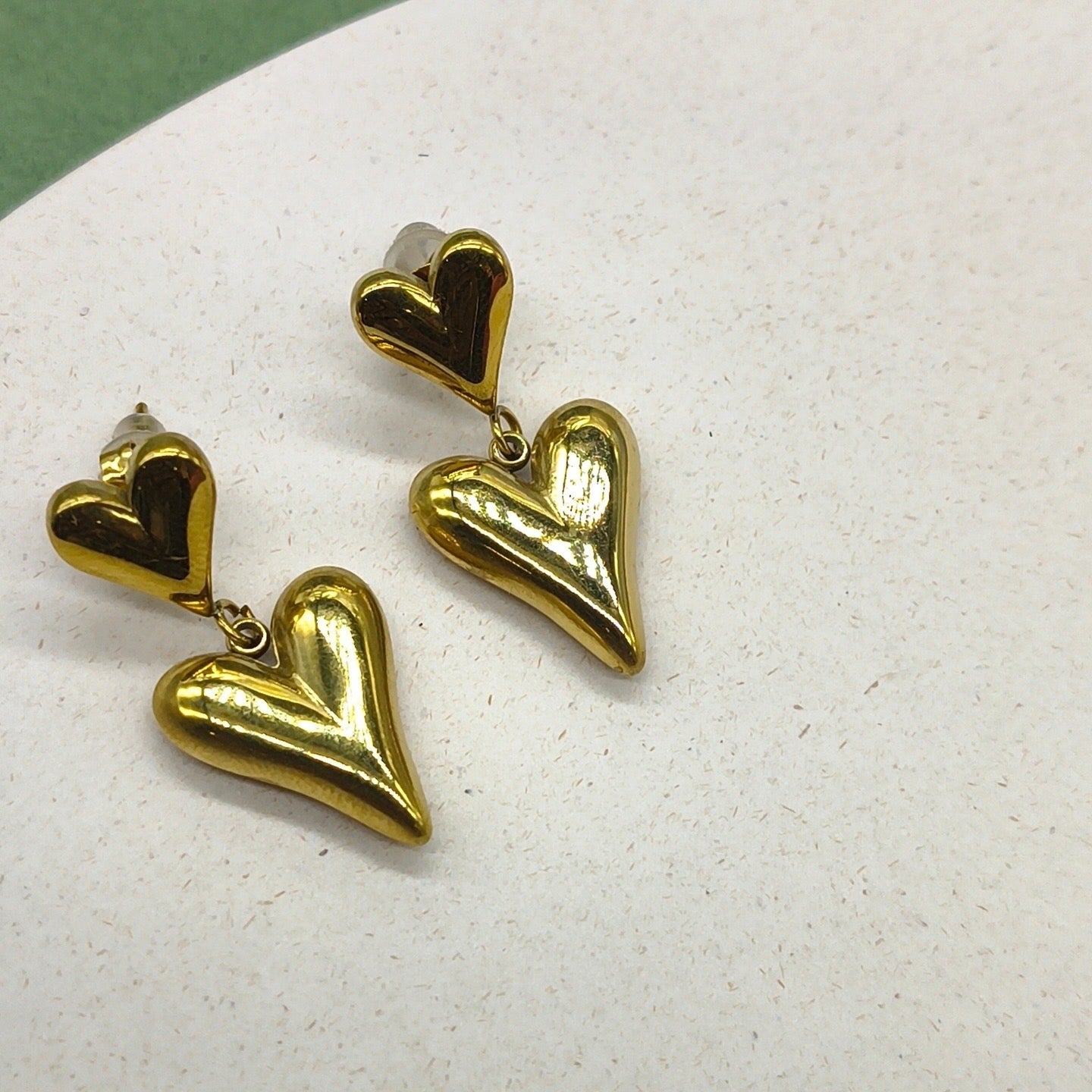 HEART ANTI TARNISH STUDS Gehnacollections
