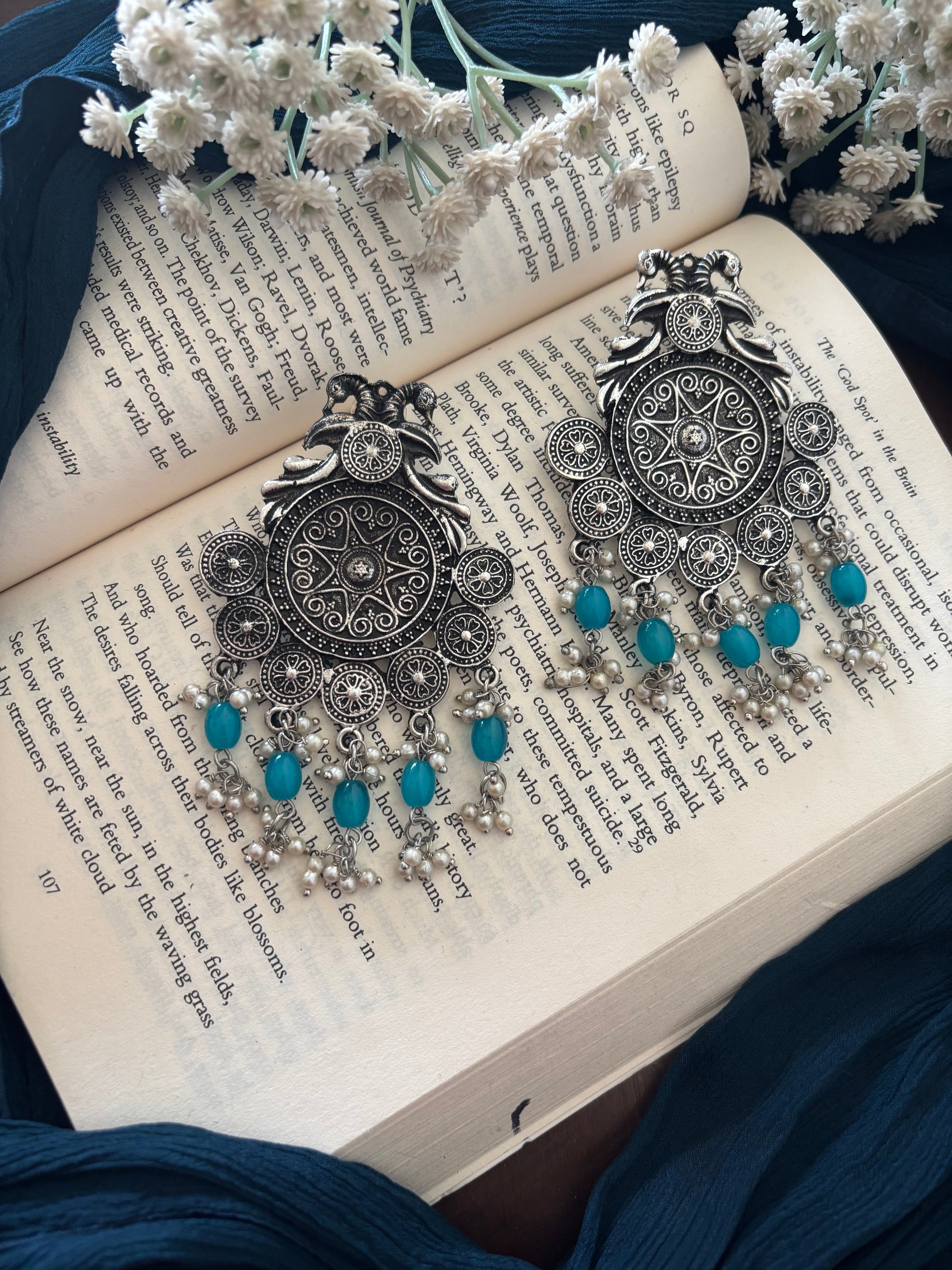 NEEL CHANDBALI Gehnacollections