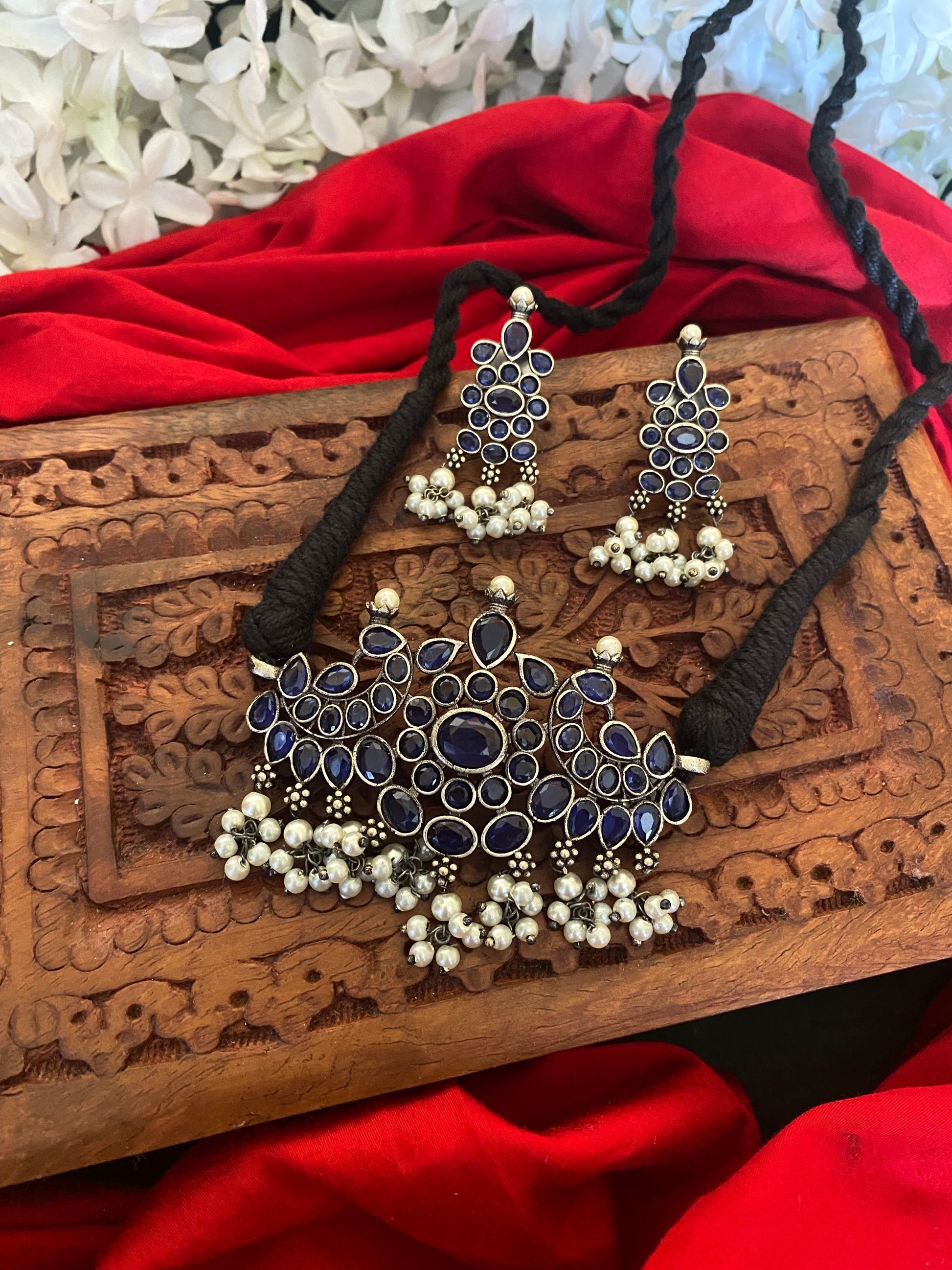 STONE CHOKER SET Gehnacollections