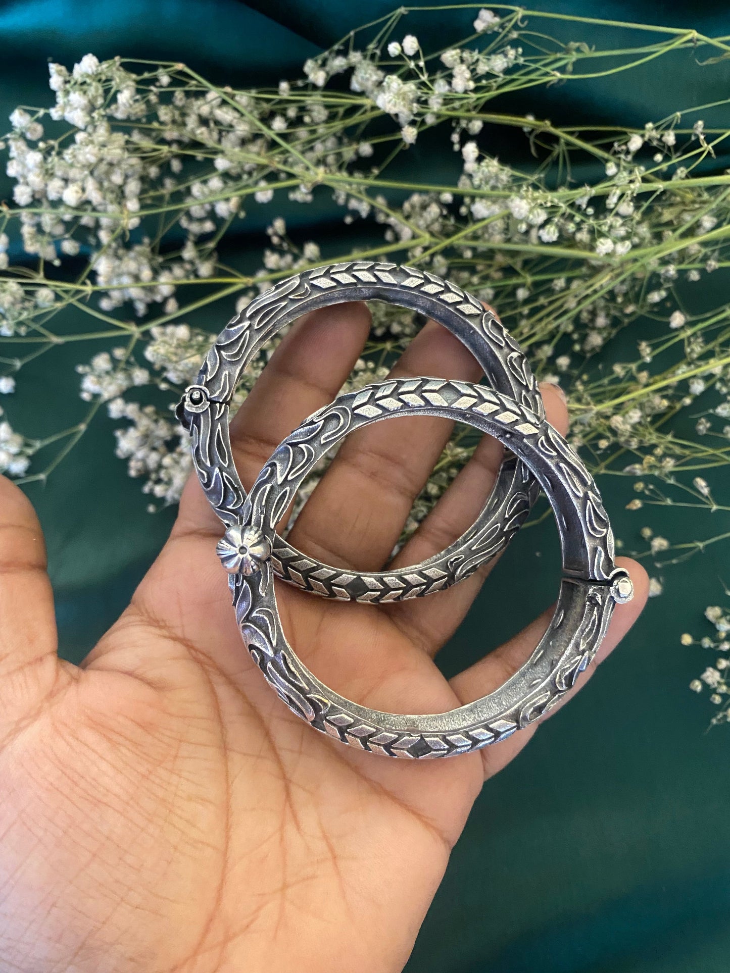 RIDHAANSI KADA Gehnacollections