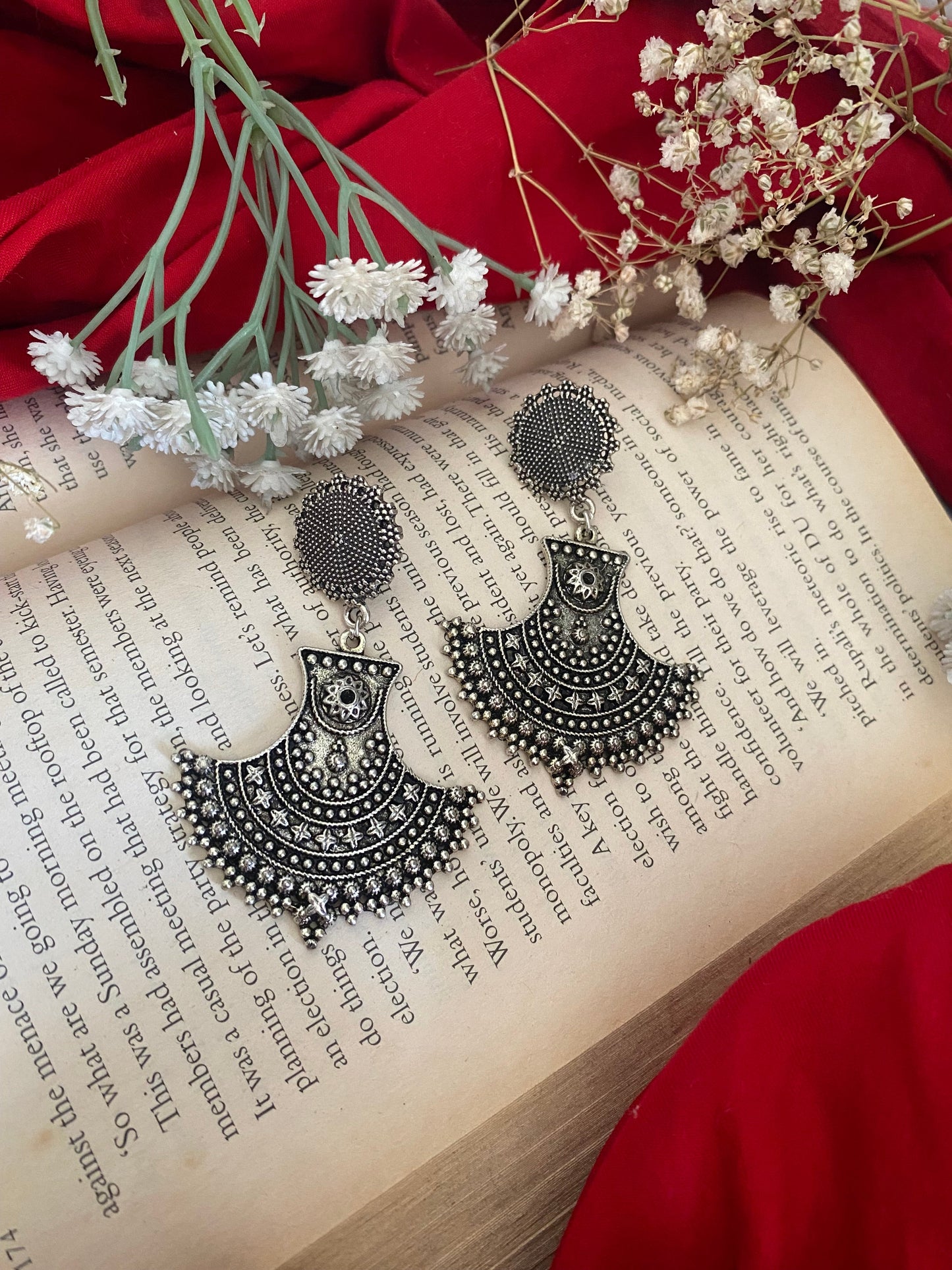 HIYA CHANDBALI Gehnacollections