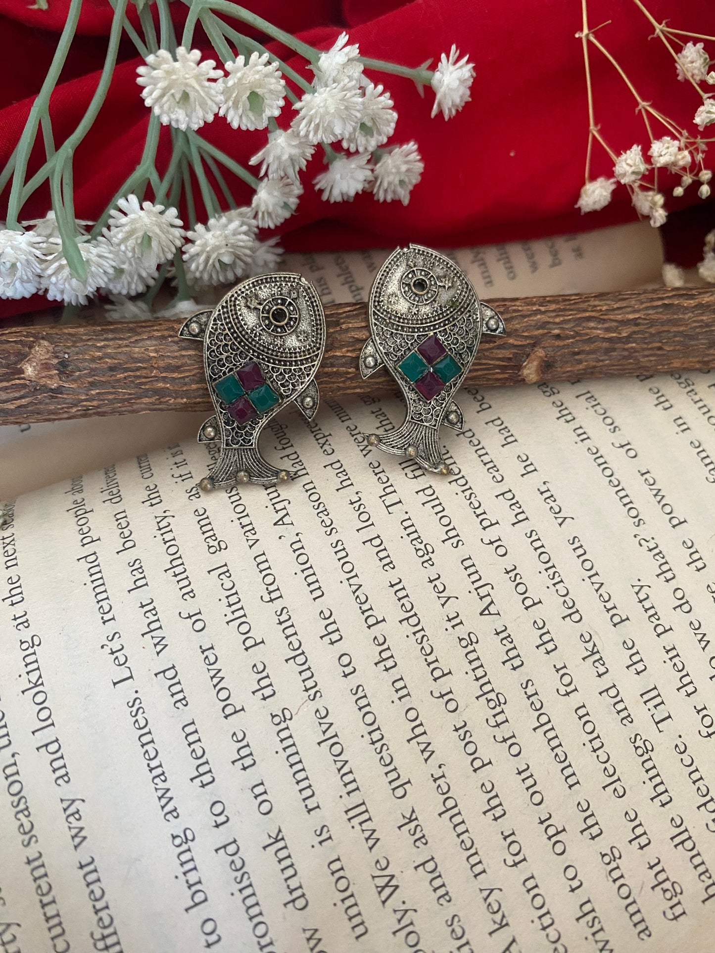 FISH STONE STUDS Gehnacollections