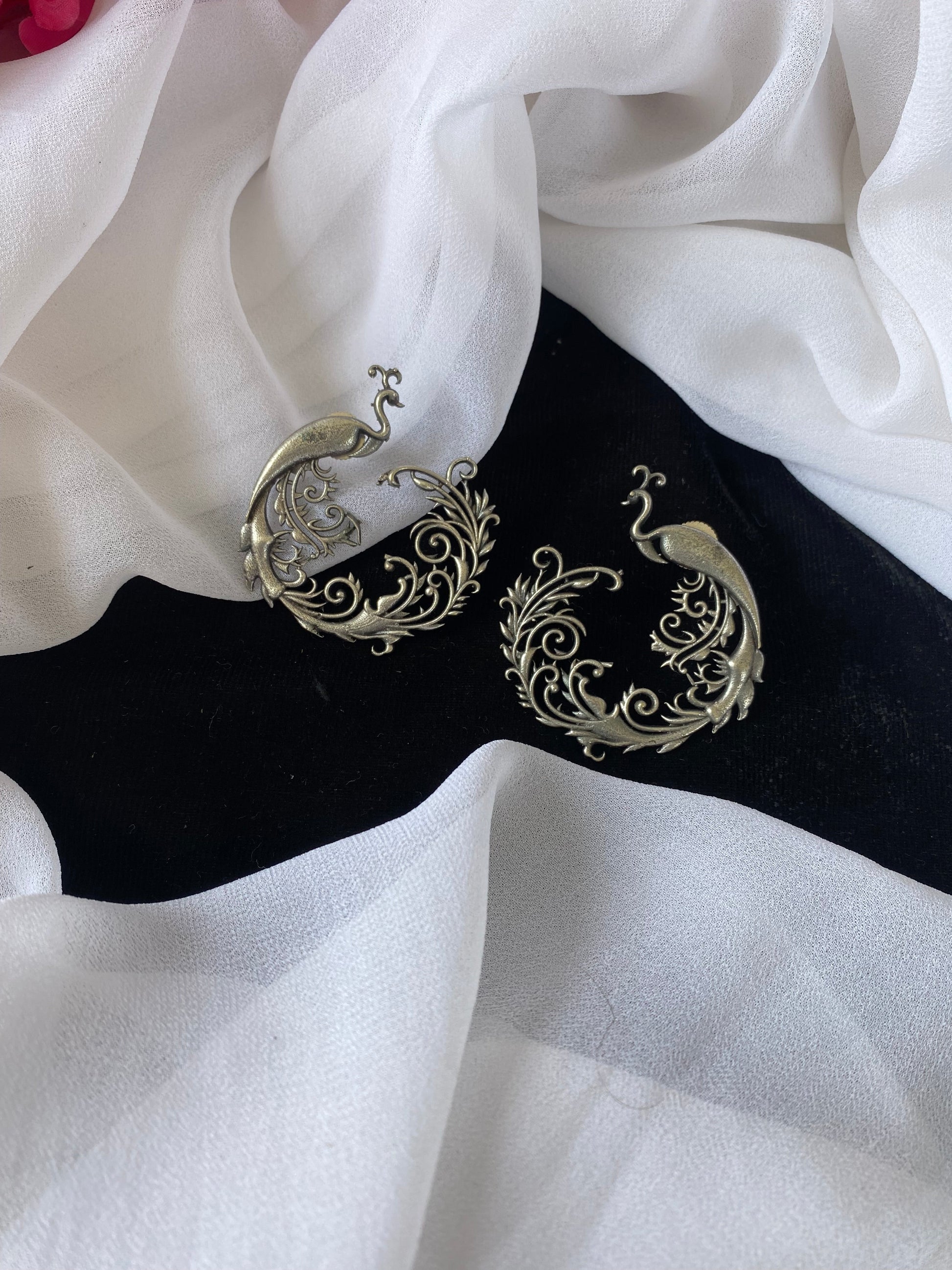 JIVA STUDS Gehnacollections