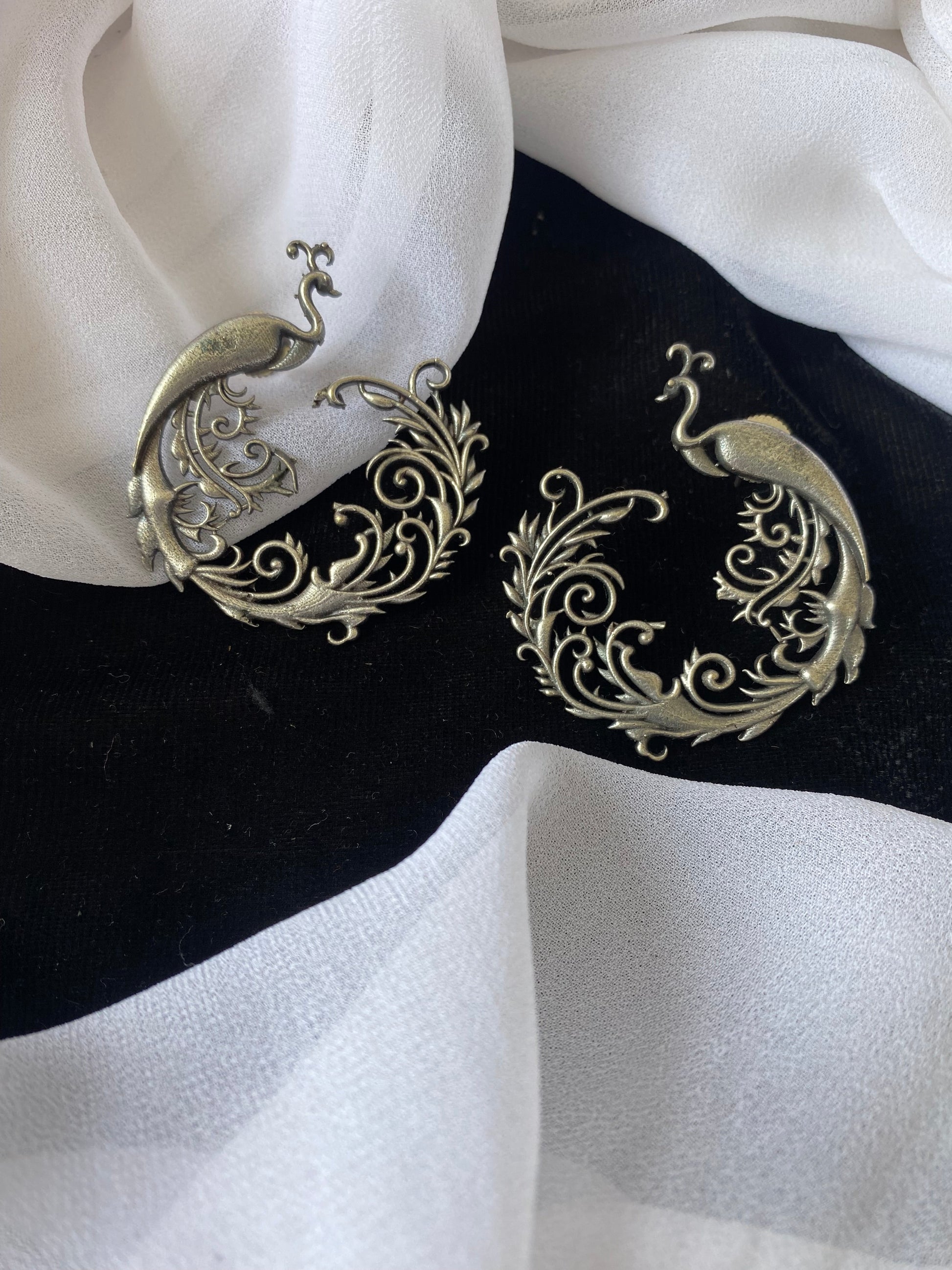 JIVA STUDS Gehnacollections