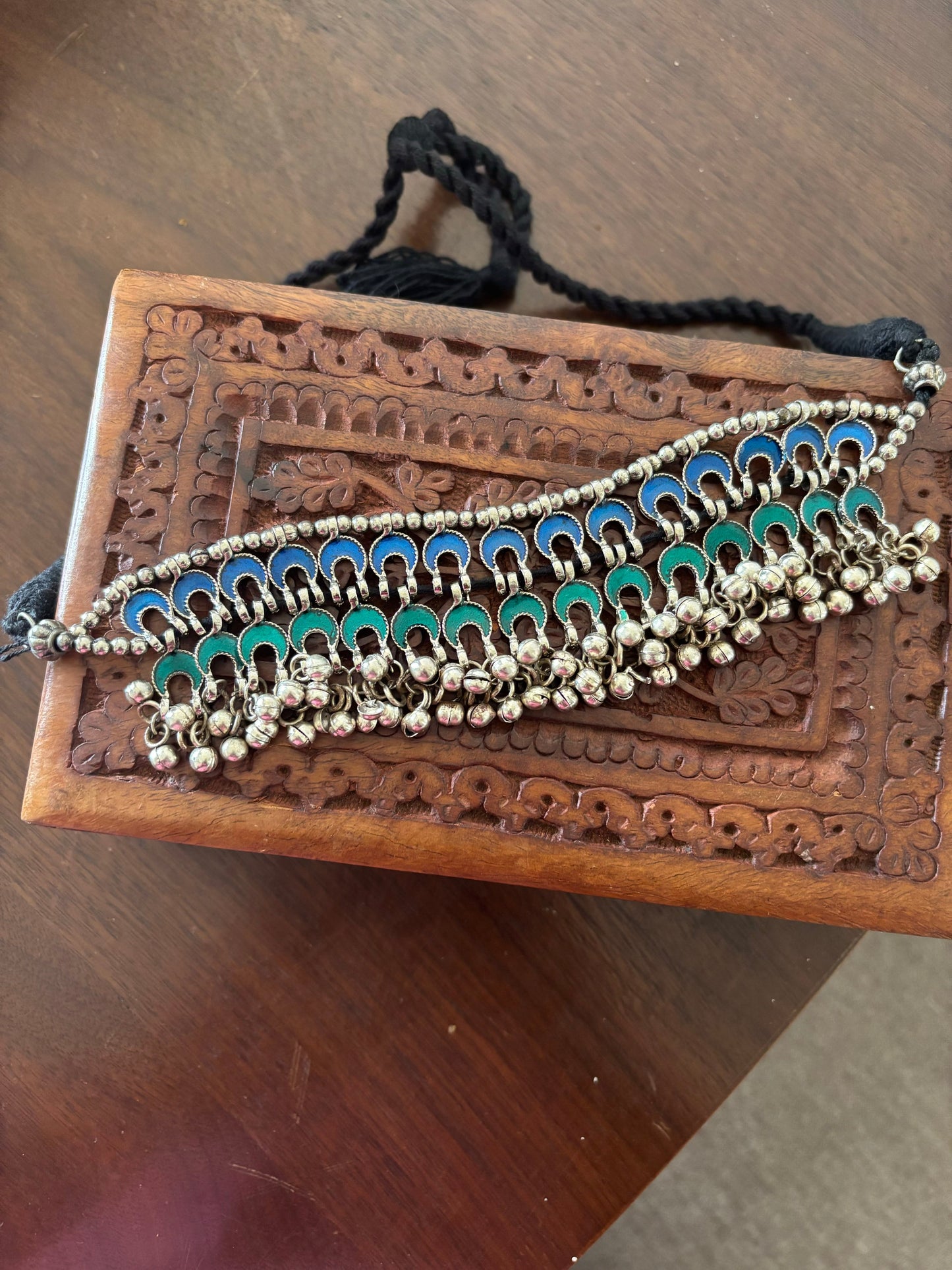 MEET CHOKER Gehnacollections