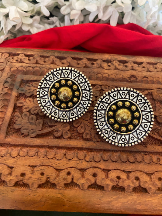 DUAL TONE STUDS Gehnacollections