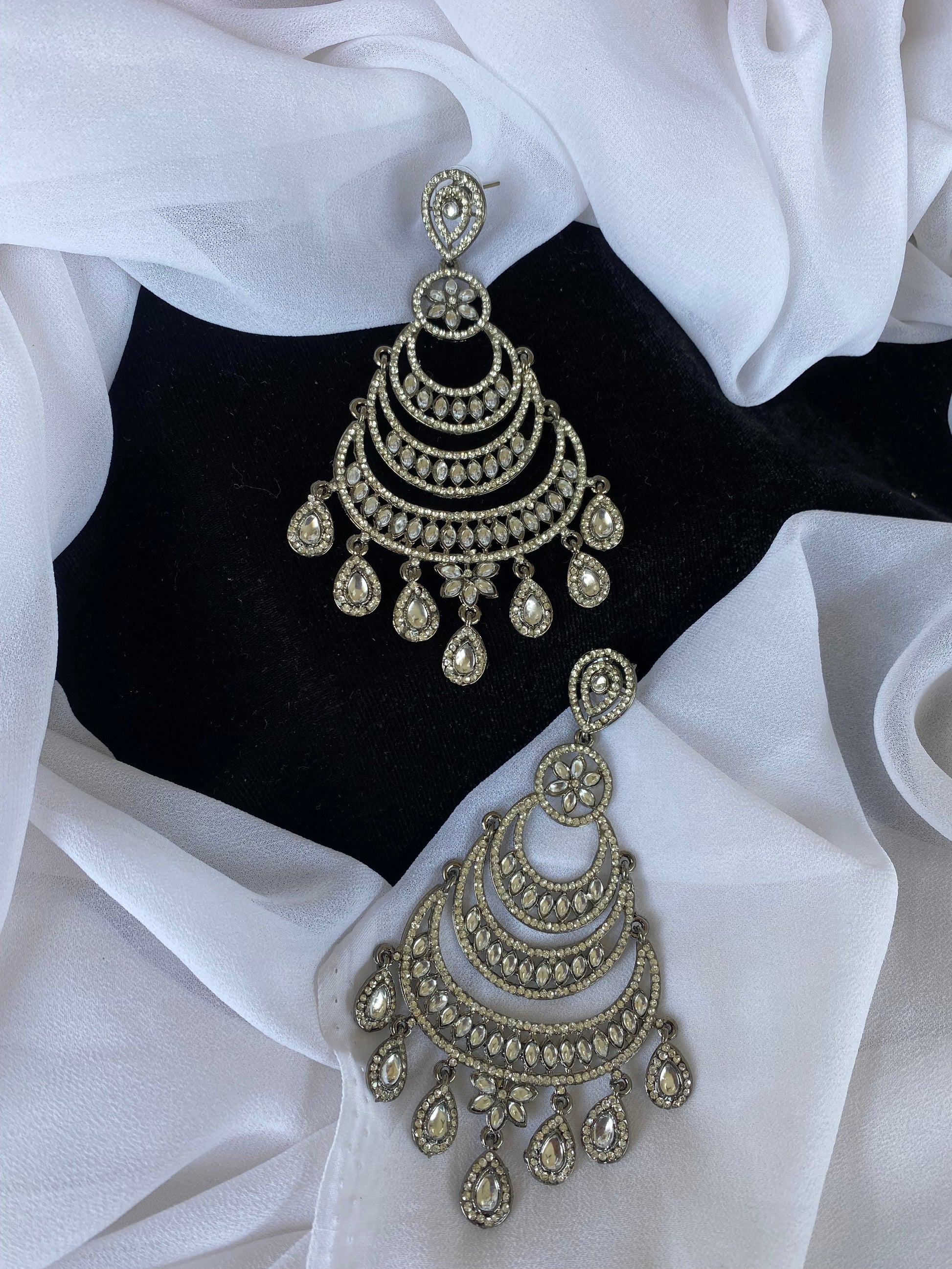 RUBEENA CHANDBALI Gehnacollections