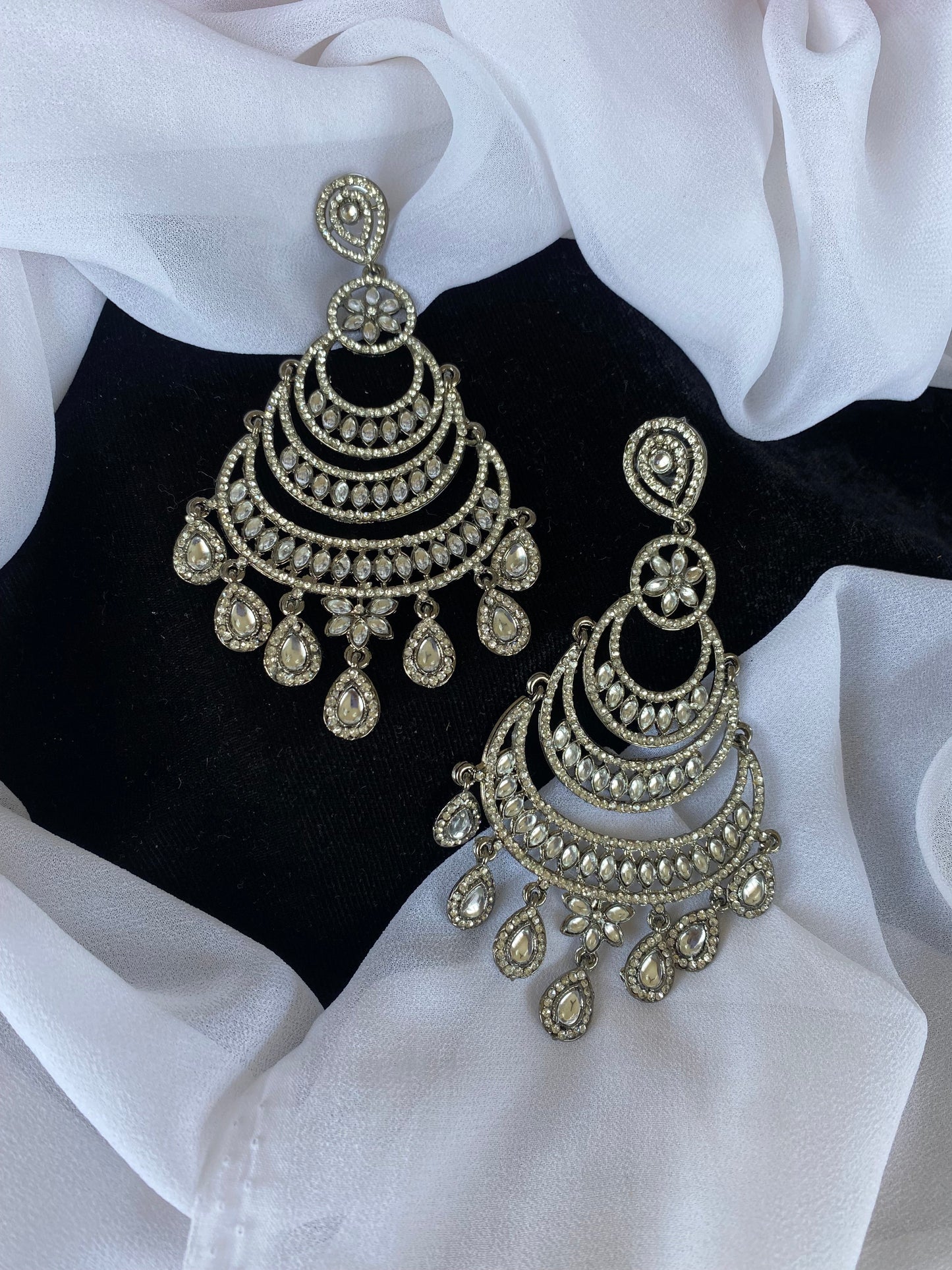 RUBEENA CHANDBALI Gehnacollections