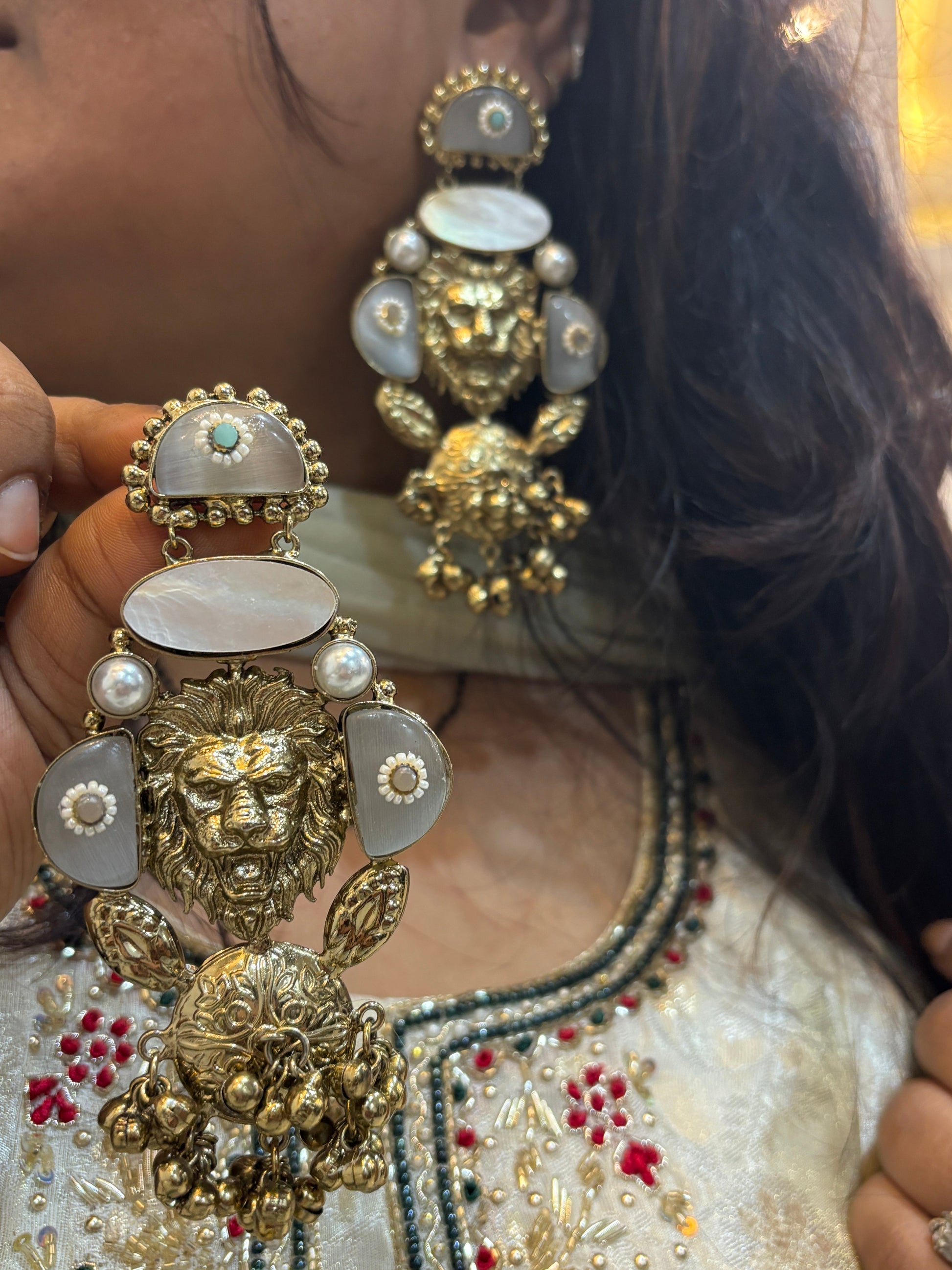 Sabyasachi Chandbali Gehnacollections