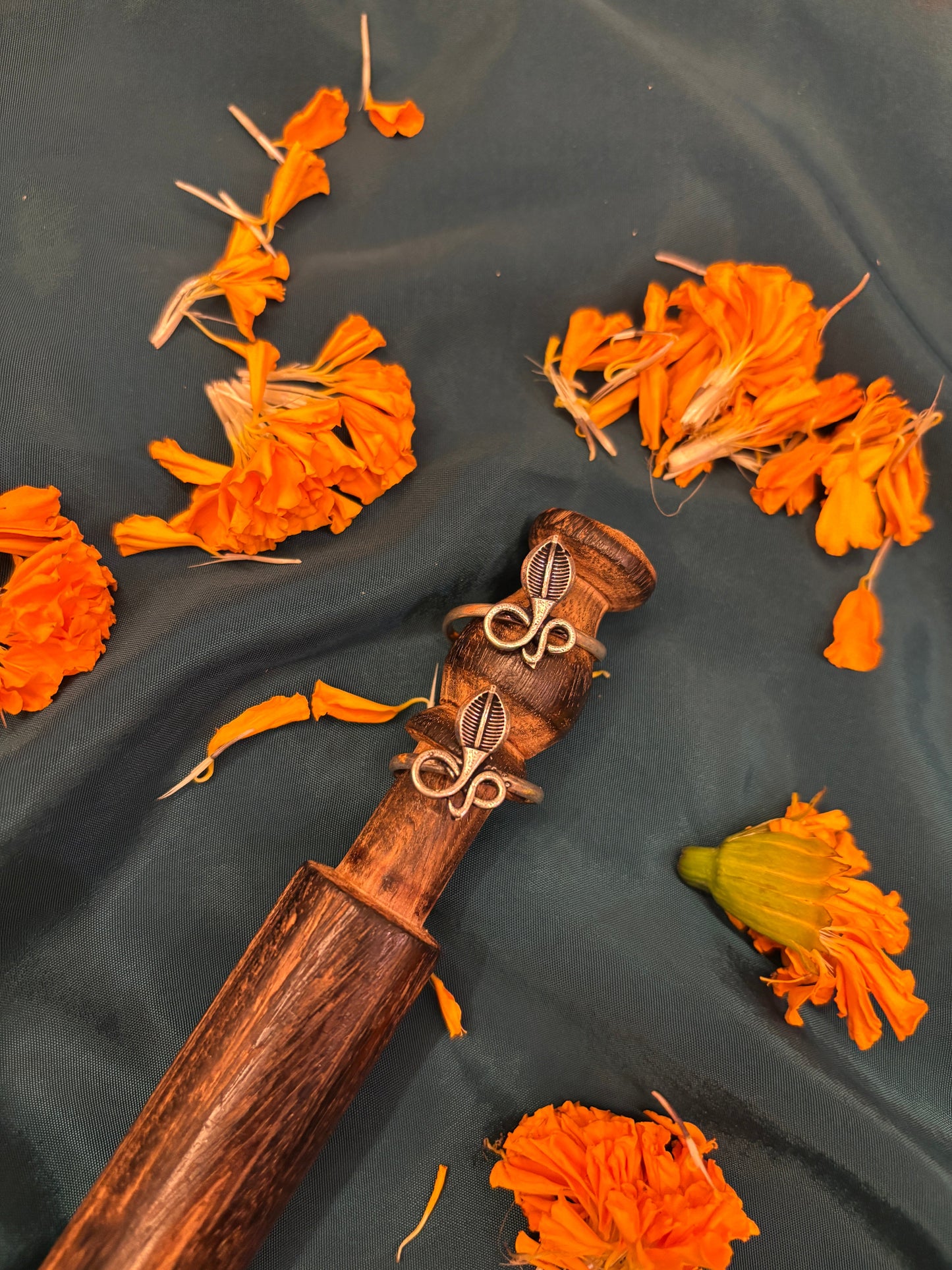 Snake toe ring Gehnacollections